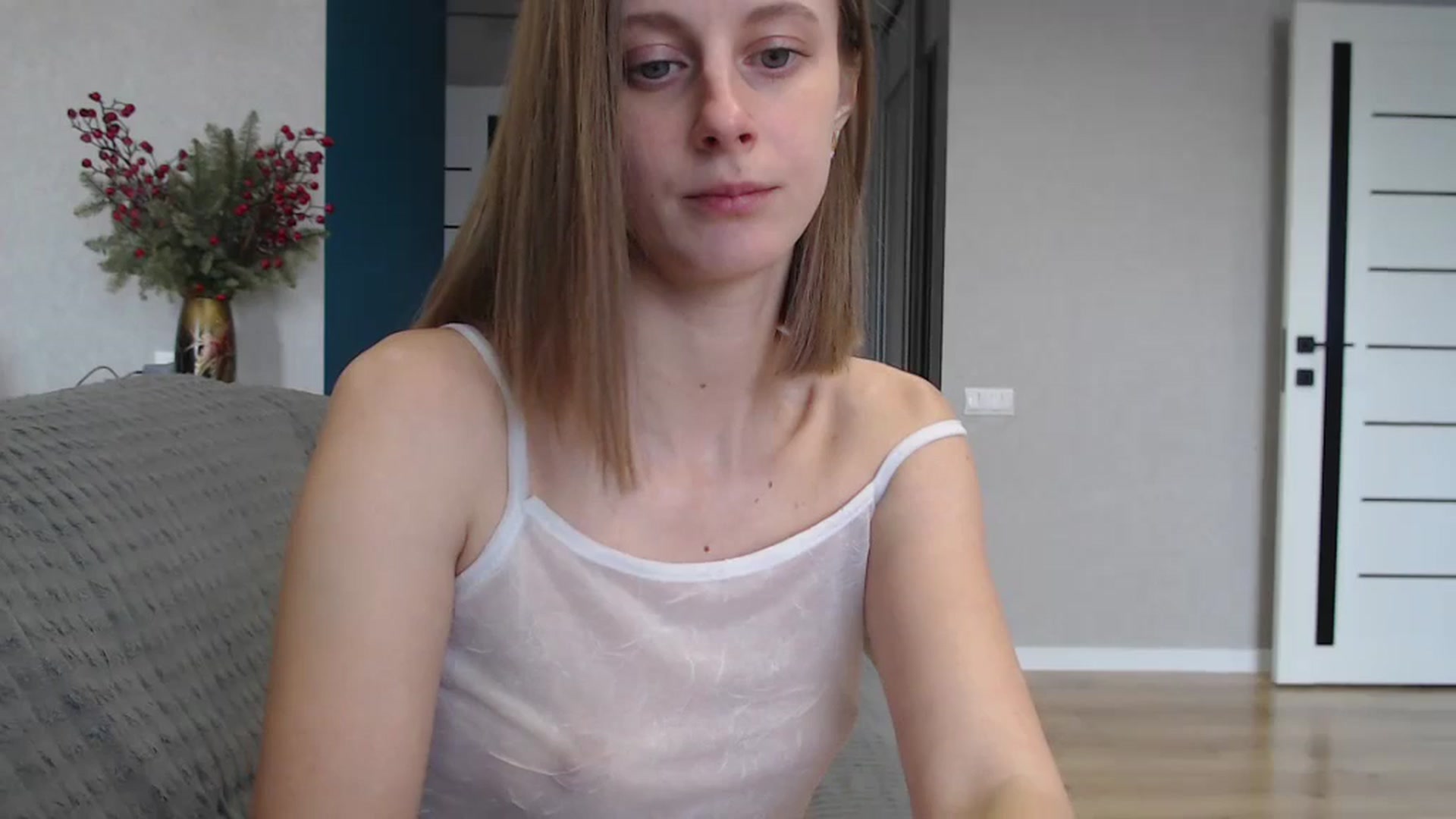 Gallery image thumbnail from mimiMILFal's myfreecams stream on, 12/18/2024, 08:33 image 7 of 20