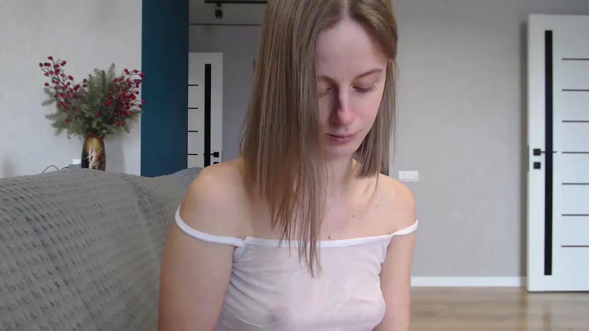 Gallery image thumbnail from mimiMILFal's myfreecams stream on, 12/18/2024, 09:03 image 19 of 20