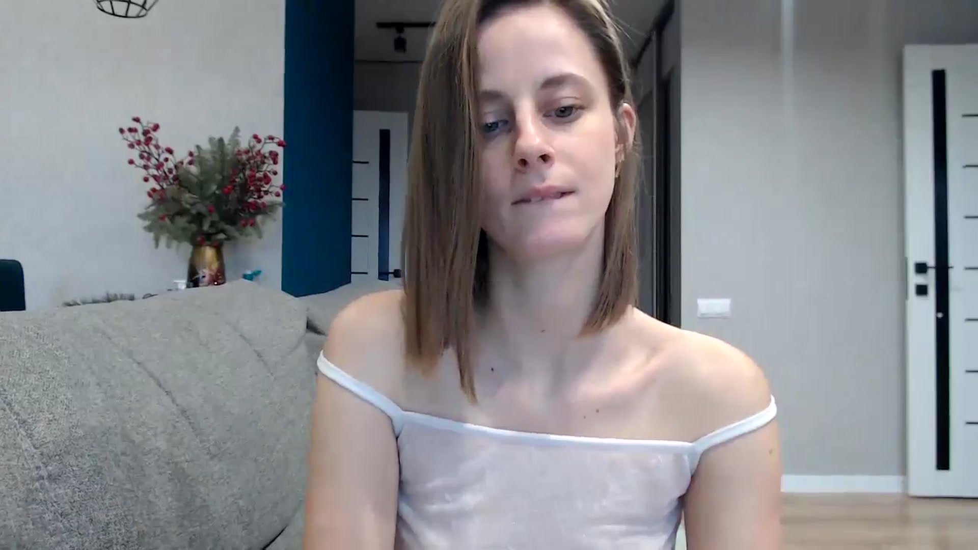 Gallery image thumbnail from mimiMILFal's myfreecams stream on, 01/10/2025, 10:20 image 16 of 20