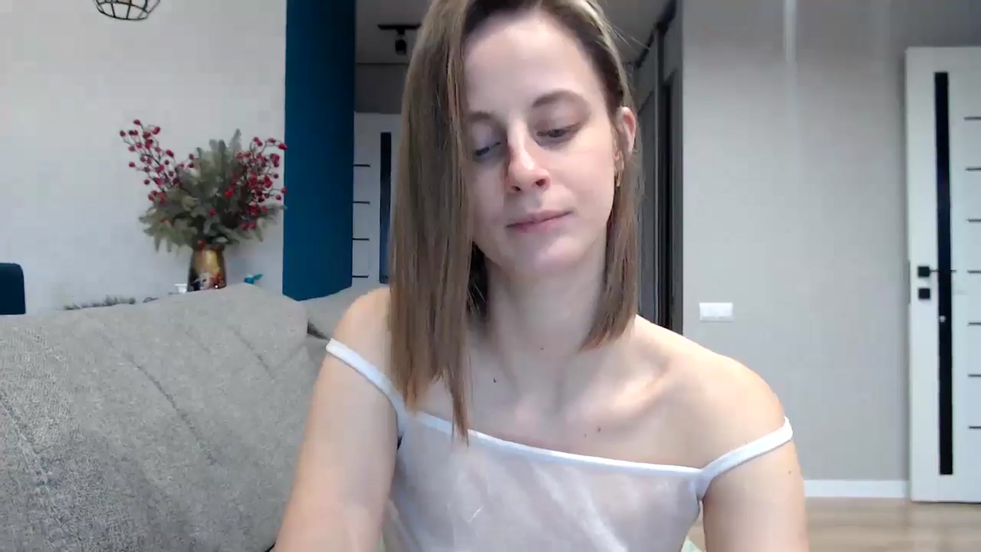 Gallery image thumbnail from mimiMILFal's myfreecams stream on, 01/10/2025, 10:20 image 15 of 20