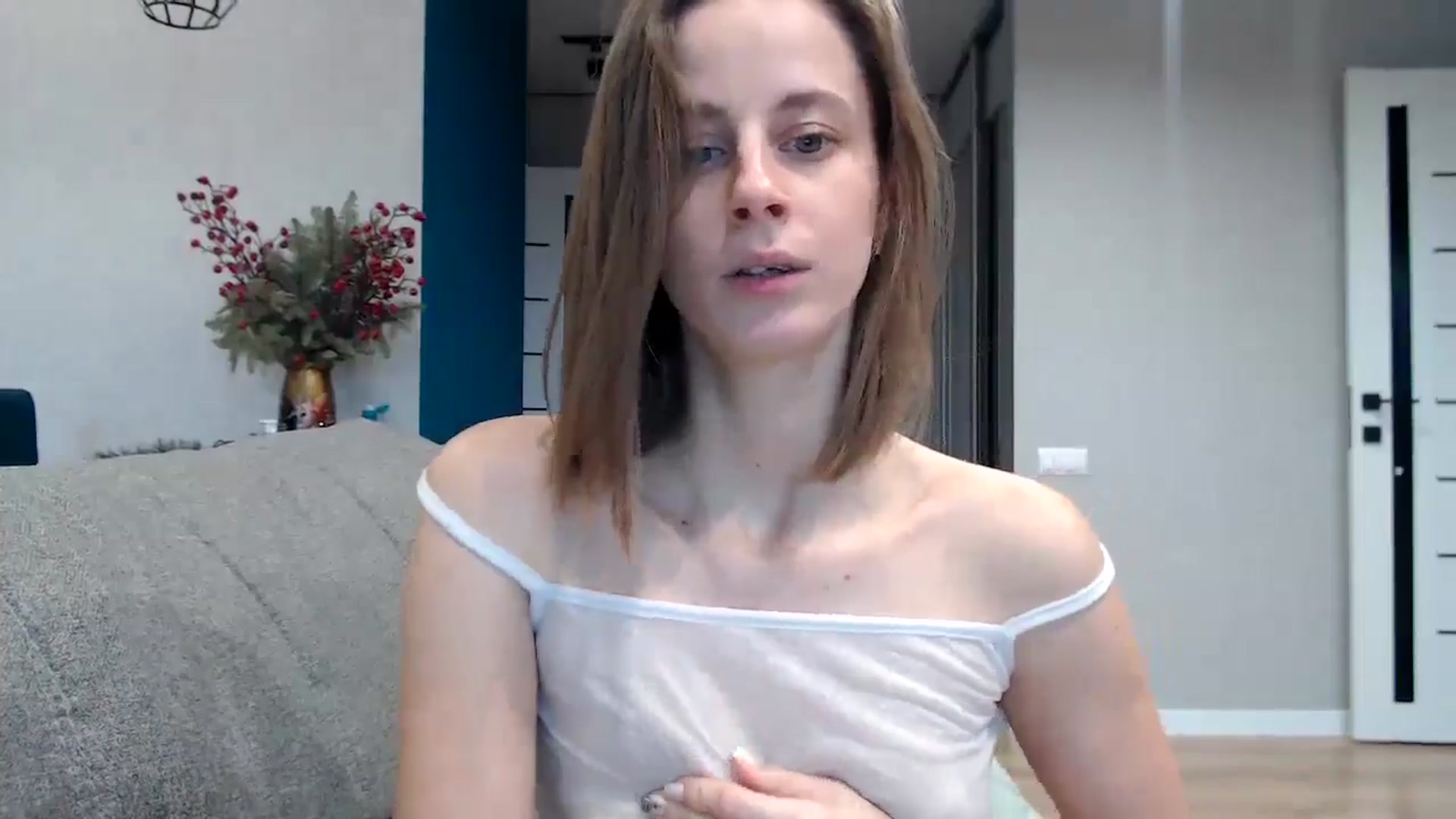 Gallery image thumbnail from mimiMILFal's myfreecams stream on, 01/10/2025, 10:20 image 17 of 20