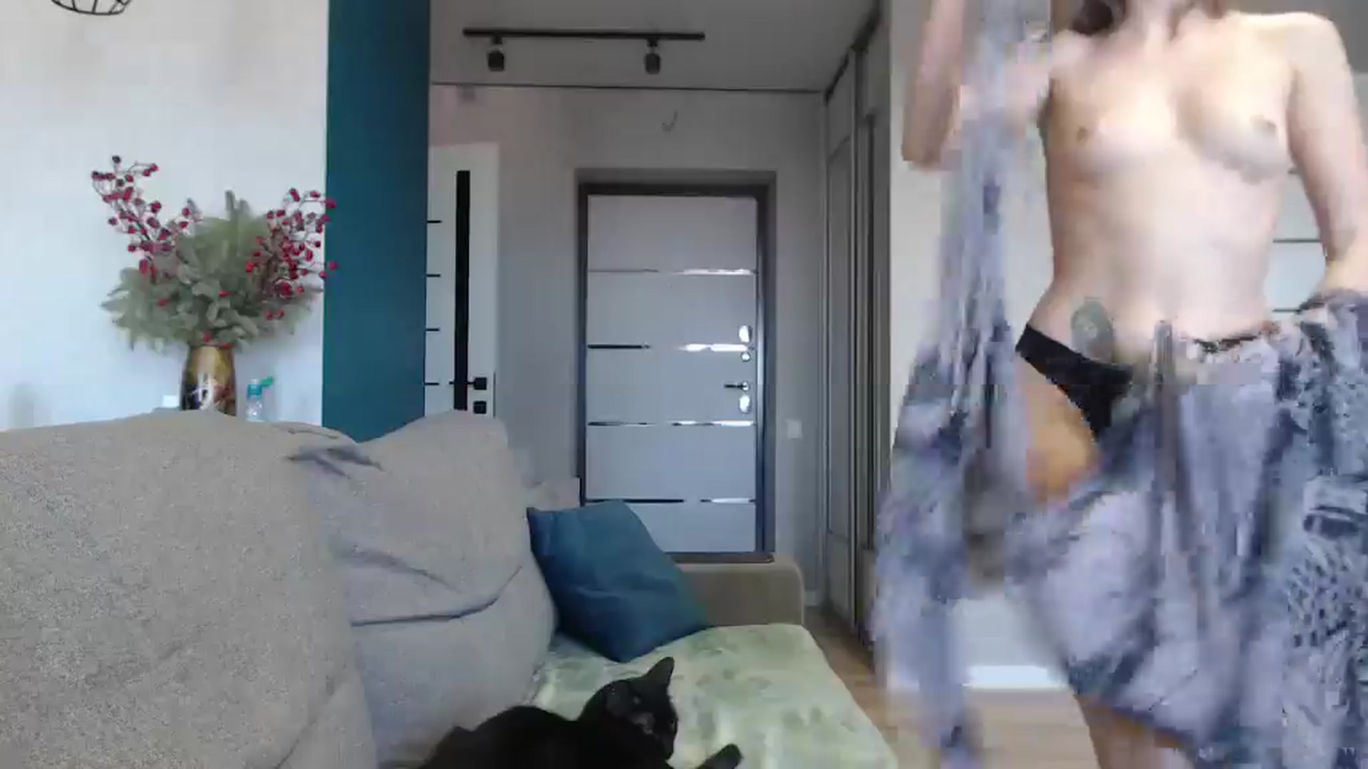 Gallery image thumbnail from mimiMILFal's myfreecams stream on, 01/22/2025, 08:20 image 16 of 20