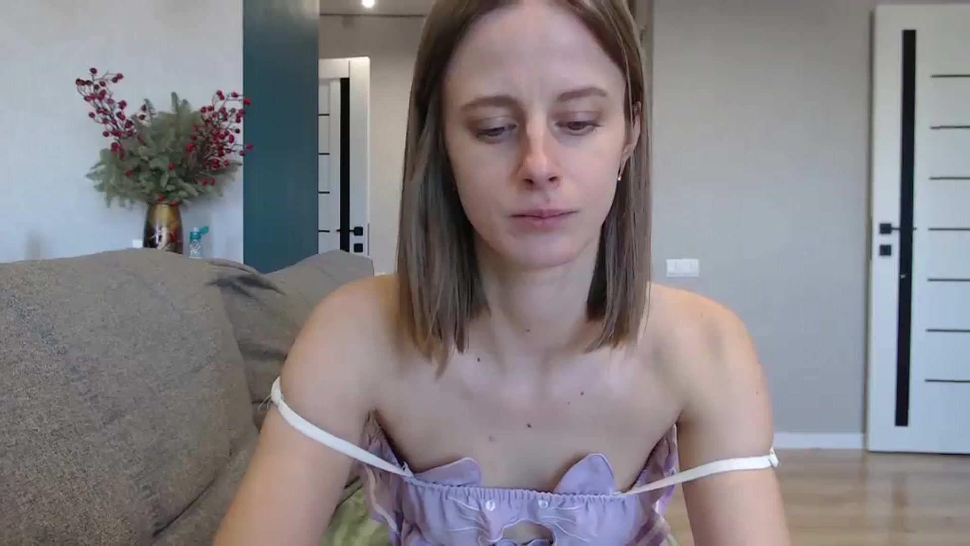 Gallery image thumbnail from mimiMILFal's myfreecams stream on, 01/22/2025, 09:45 image 6 of 20