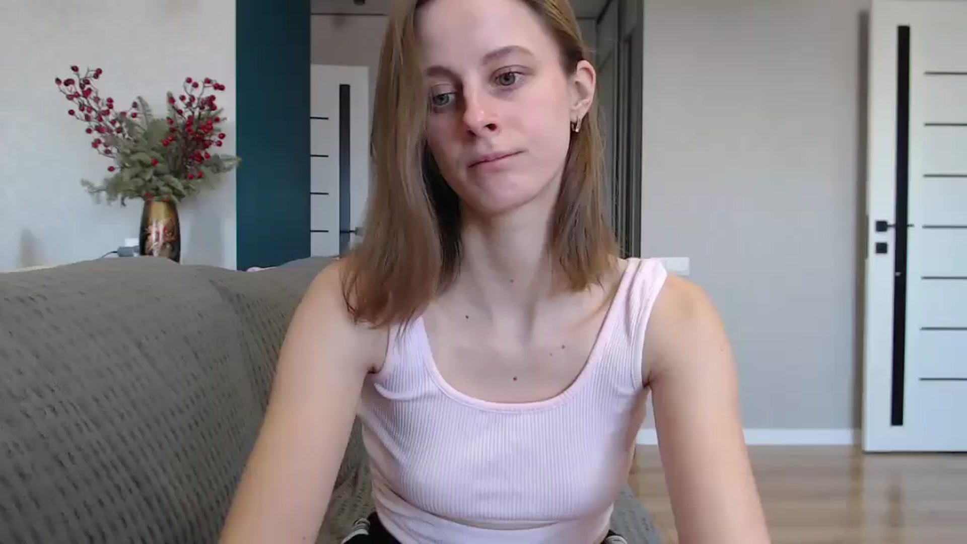 Gallery image thumbnail from mimiMILFal's myfreecams stream on, 02/18/2025, 10:25 image 4 of 20