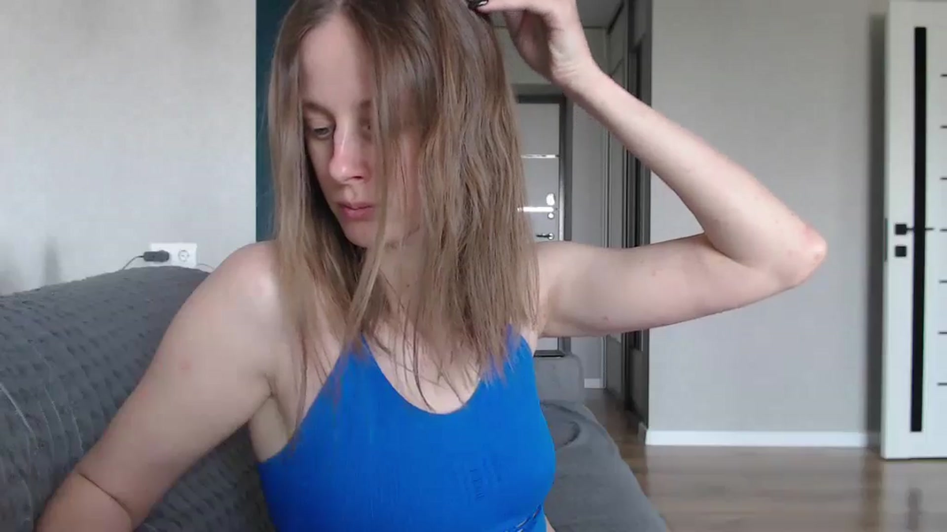 Gallery image thumbnail from mimiMILFal's myfreecams stream on, 05/17/2025, 11:35 image 10 of 20