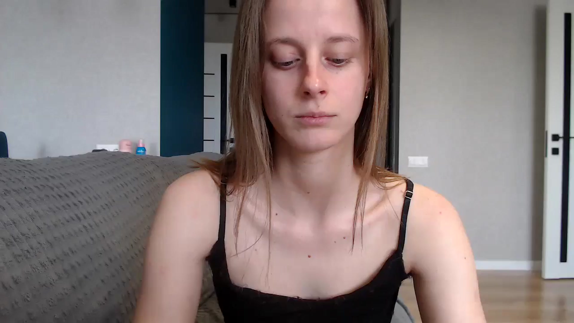 Gallery image thumbnail from mimiMILFal's myfreecams stream on, 05/25/2025, 09:51 image 9 of 20