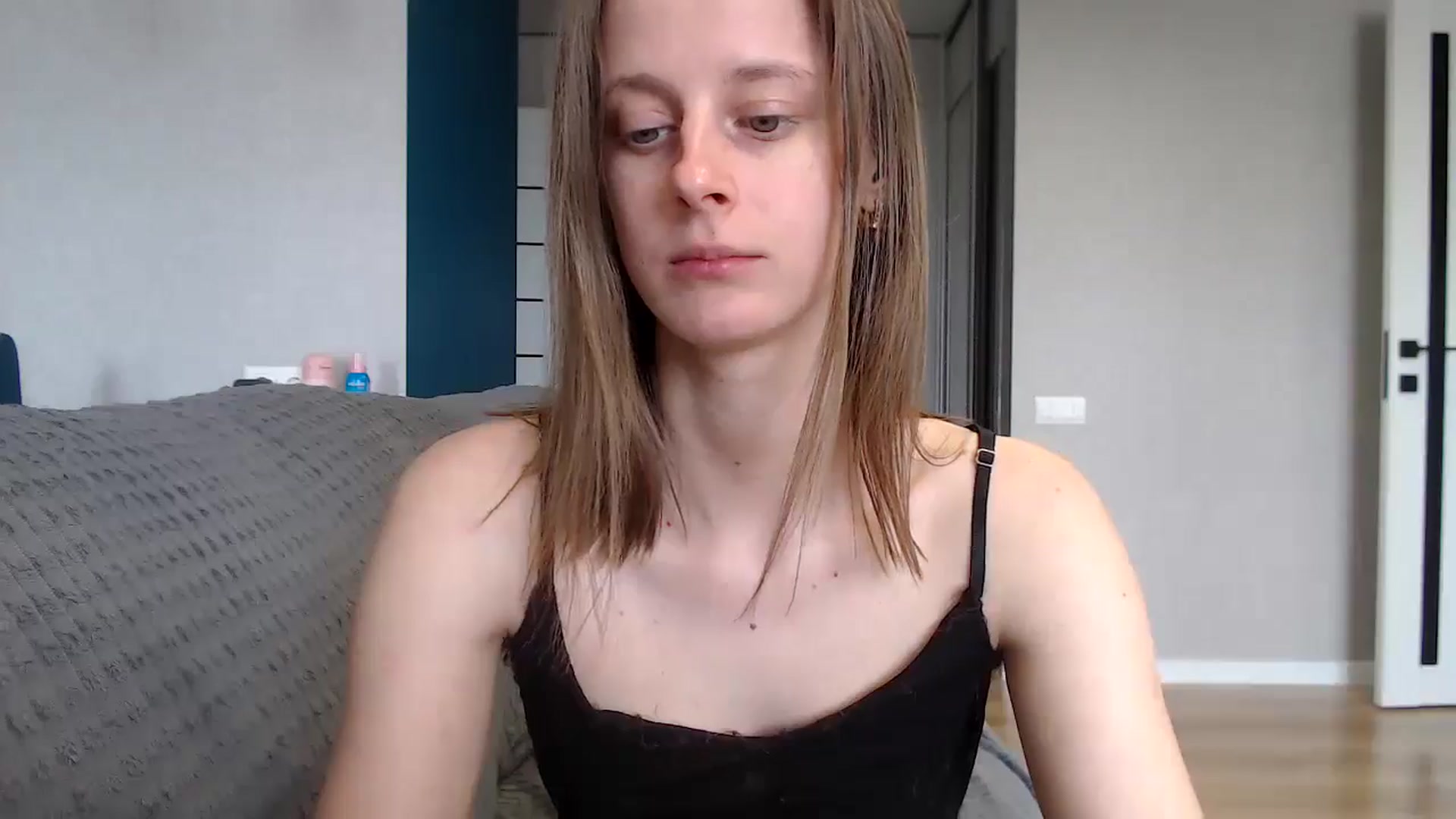 Gallery image thumbnail from mimiMILFal's myfreecams stream on, 05/25/2025, 09:51 image 15 of 20