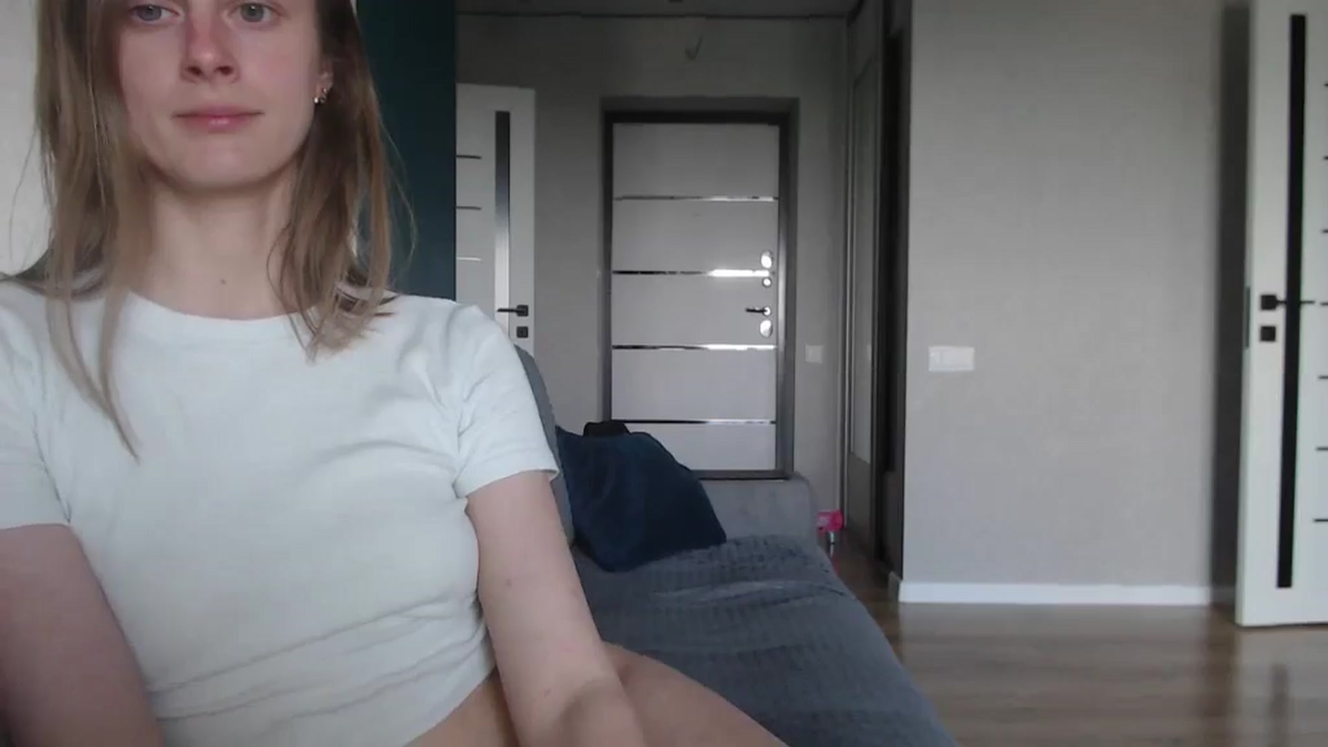 Gallery image thumbnail from mimiMILFal's myfreecams stream on, 06/14/2025, 14:00 image 4 of 20