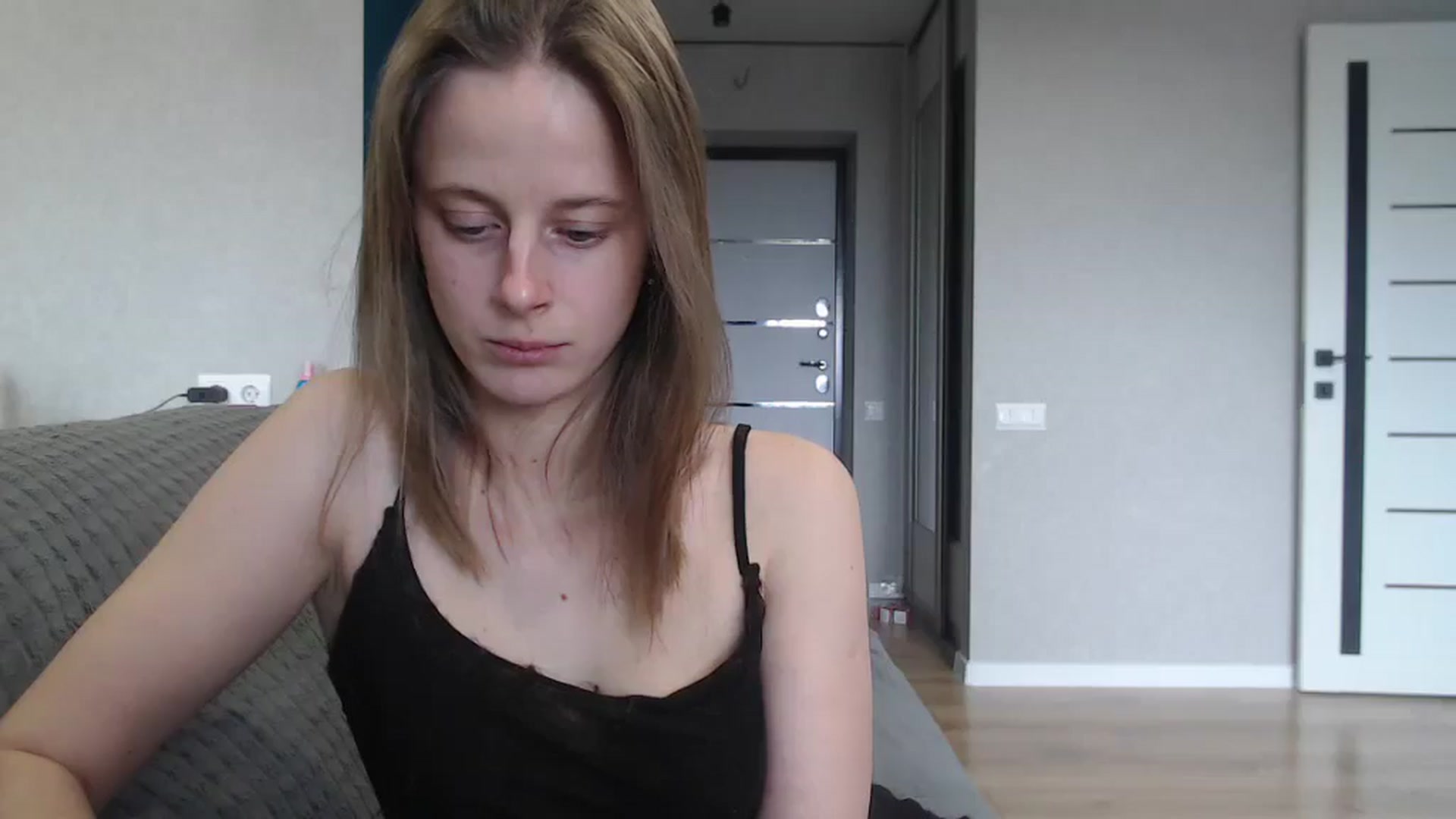 Gallery image thumbnail from mimiMILFal's myfreecams stream on, 06/25/2025, 10:22 image 12 of 20