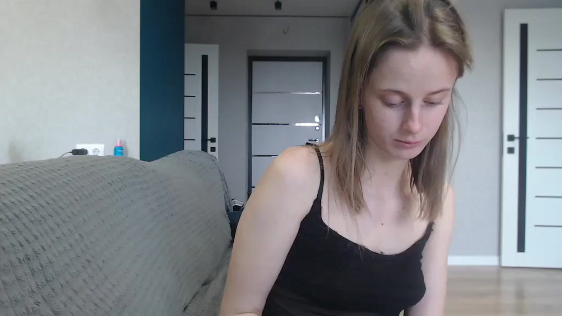 Gallery image thumbnail from mimiMILFal's myfreecams stream on, 06/25/2025, 12:10 image 16 of 20