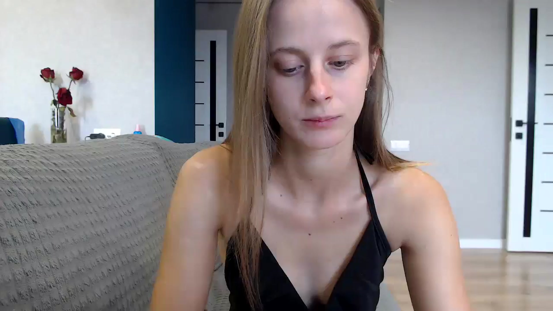 Gallery image thumbnail from mimiMILFal's myfreecams stream on, 09/11/2025, 12:04 image 5 of 20