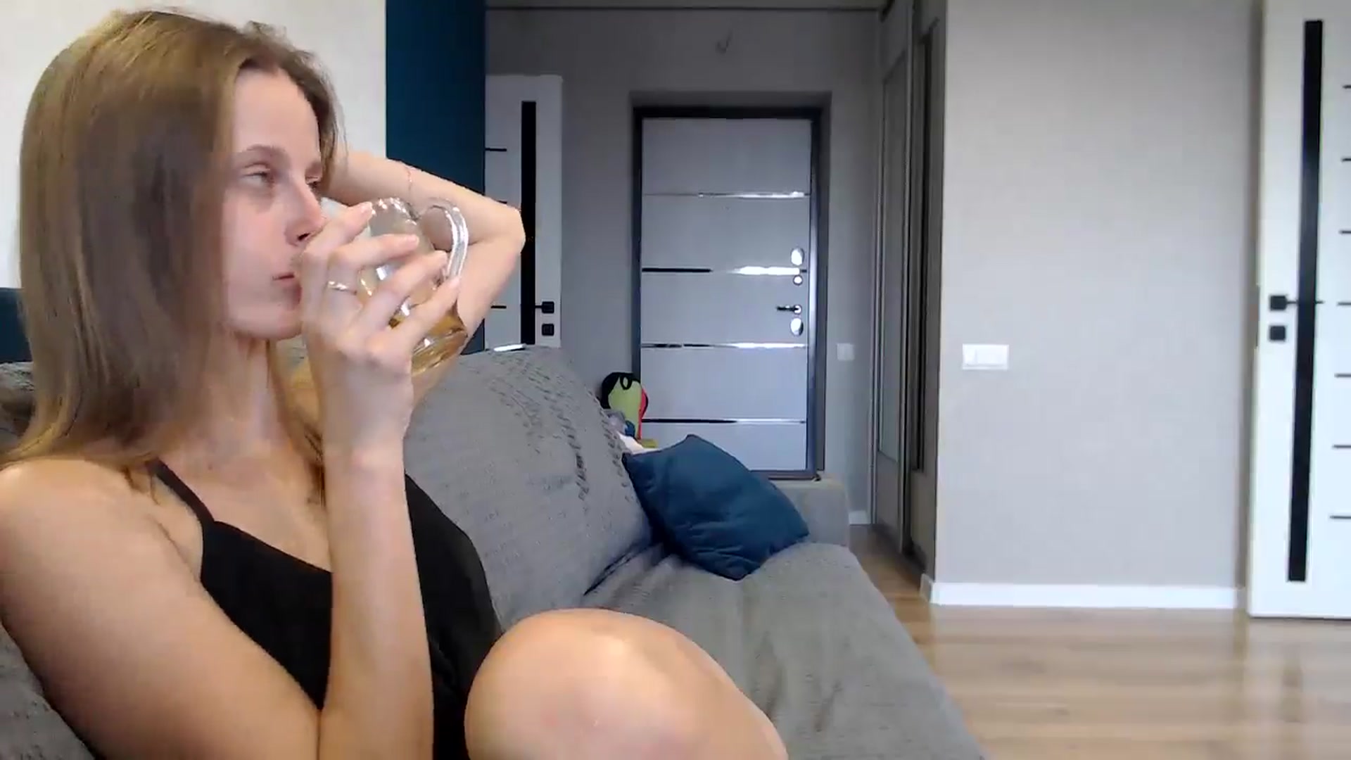 Gallery image thumbnail from mimiMILFal's myfreecams stream on, 09/11/2025, 12:04 image 18 of 20