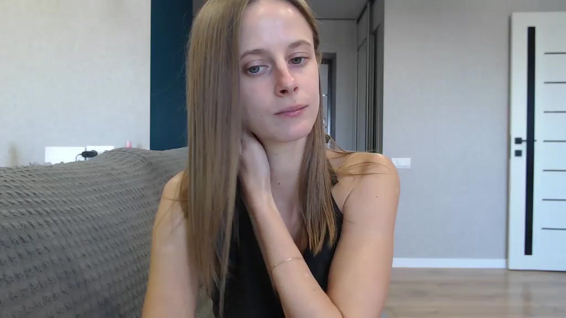 Gallery image thumbnail from mimiMILFal's myfreecams stream on, 10/02/2025, 09:17 image 16 of 20