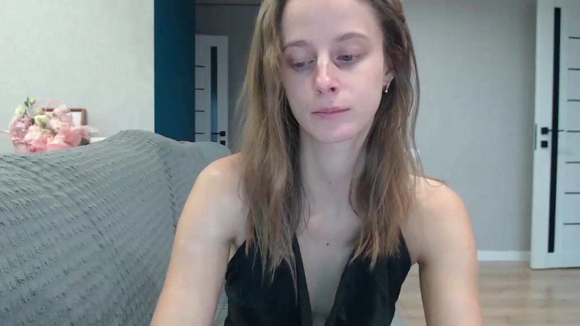 Gallery image thumbnail from mimiMILFal's myfreecams stream on, 10/12/2025, 13:43 image 7 of 20