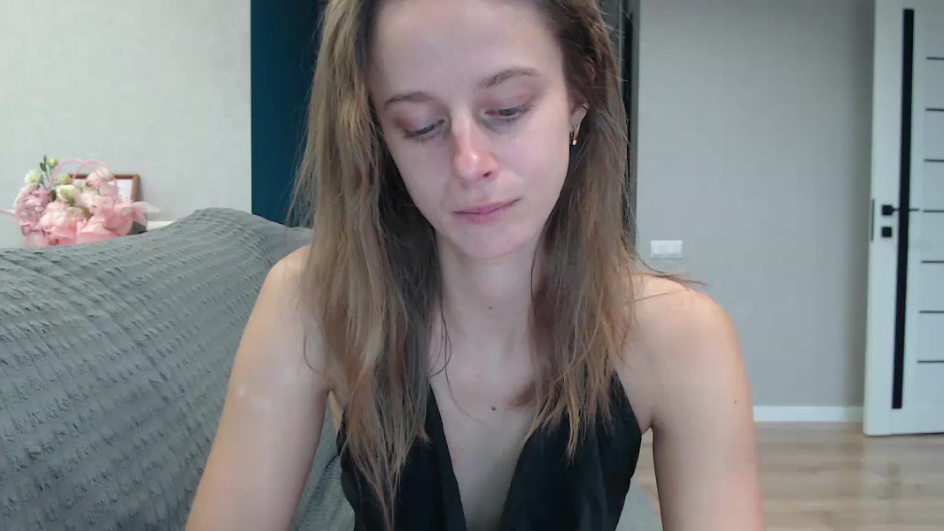 Gallery image thumbnail from mimiMILFal's myfreecams stream on, 10/12/2025, 13:43 image 3 of 20