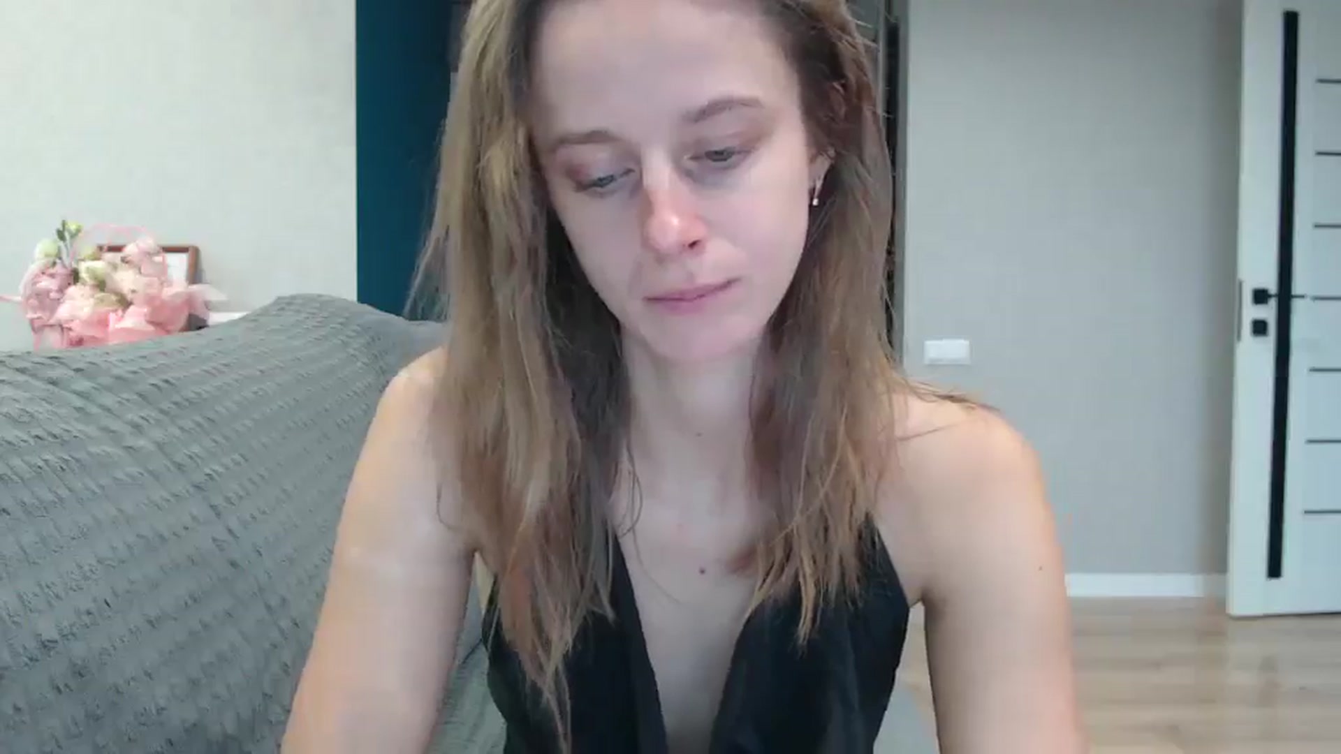 Gallery image thumbnail from mimiMILFal's myfreecams stream on, 10/12/2025, 13:43 image 4 of 20