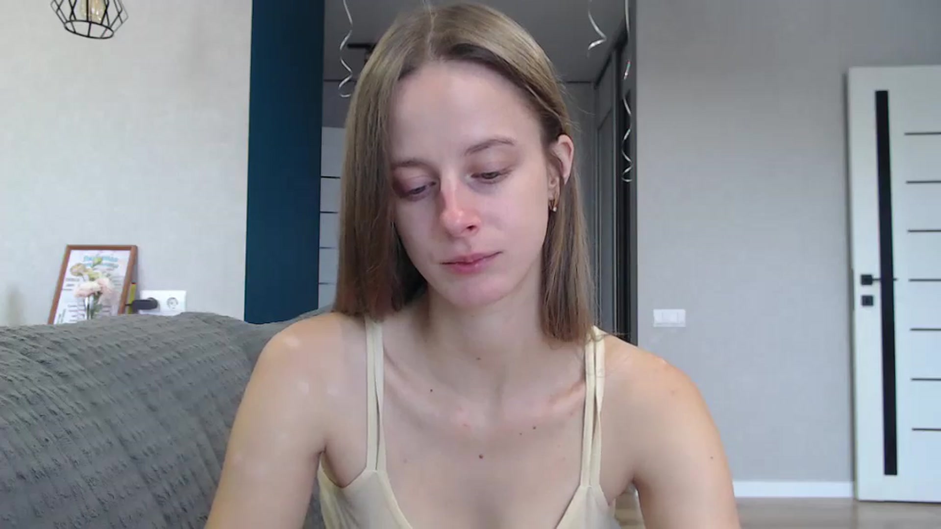 Gallery image thumbnail from mimiMILFal's myfreecams stream on, 10/16/2025, 10:31 image 3 of 20