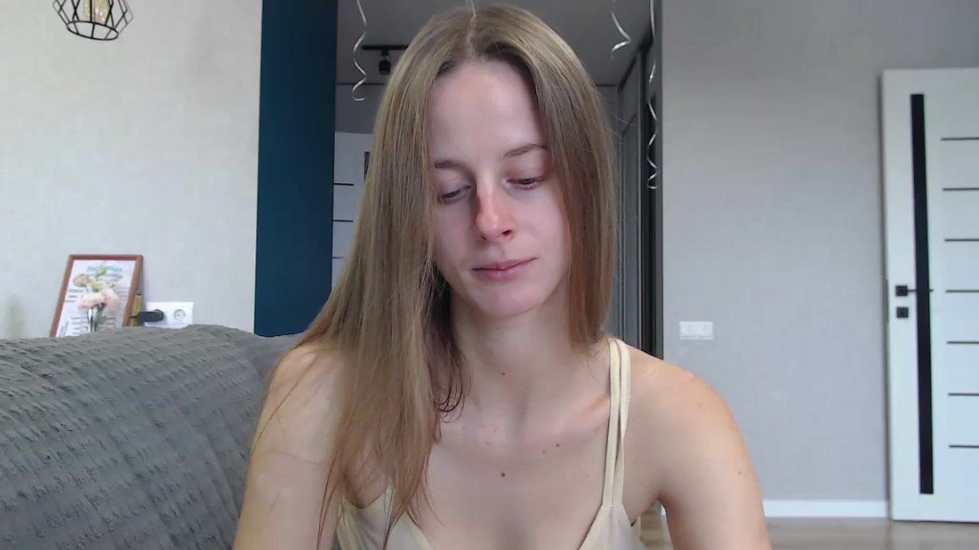 Gallery image thumbnail from mimiMILFal's myfreecams stream on, 10/16/2025, 10:31 image 1 of 20