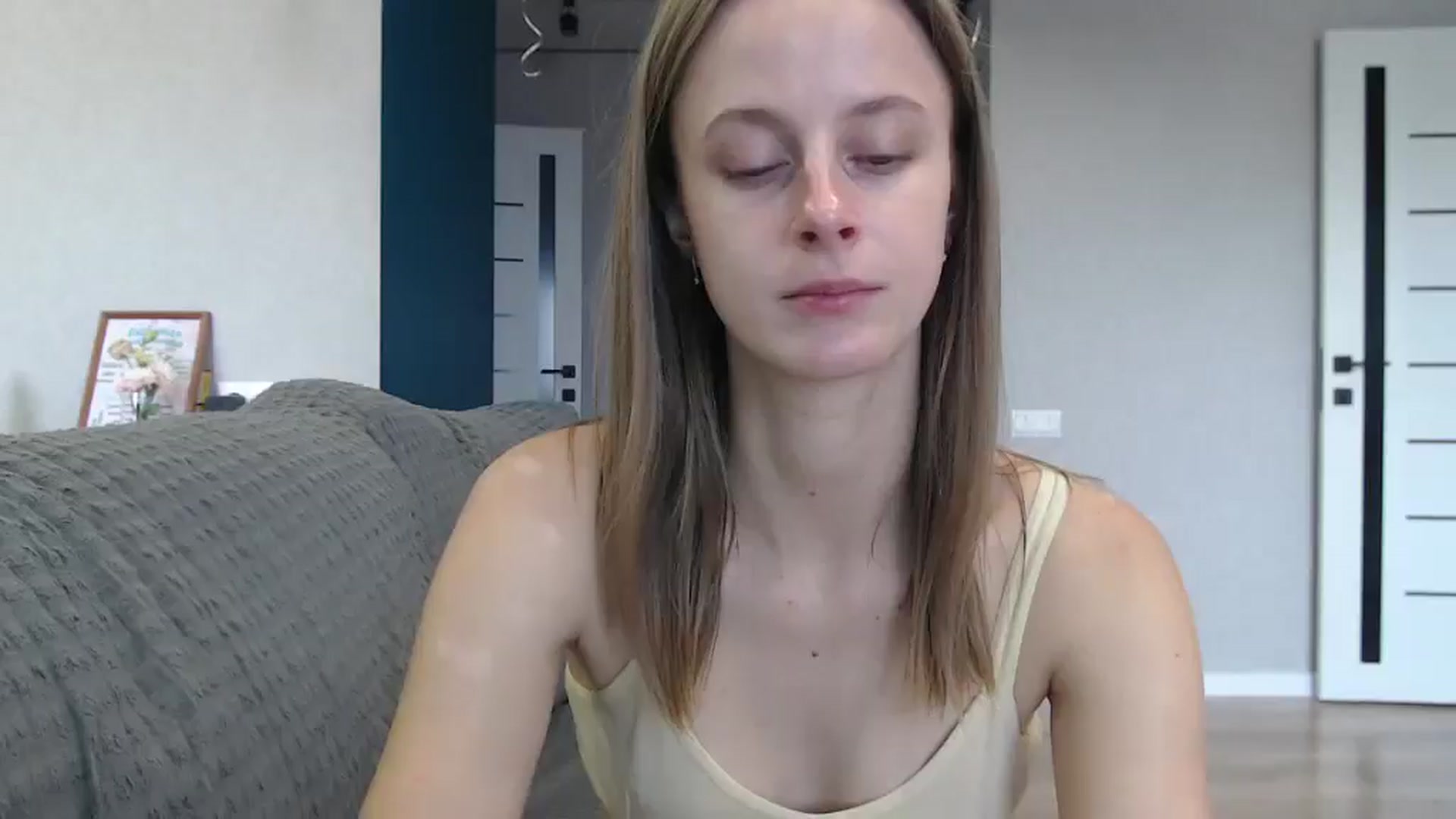Gallery image thumbnail from mimiMILFal's myfreecams stream on, 10/16/2025, 11:52 image 2 of 20
