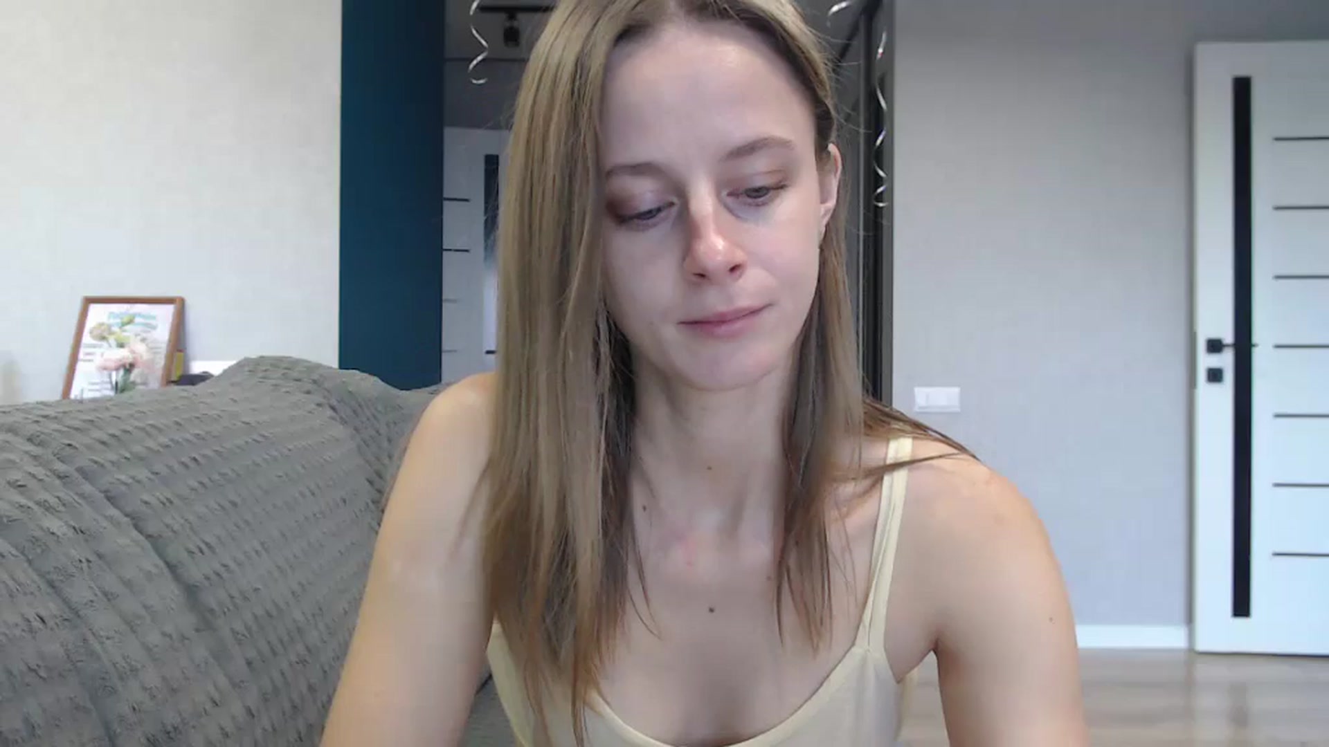 Gallery image thumbnail from mimiMILFal's myfreecams stream on, 10/16/2025, 12:23 image 3 of 20