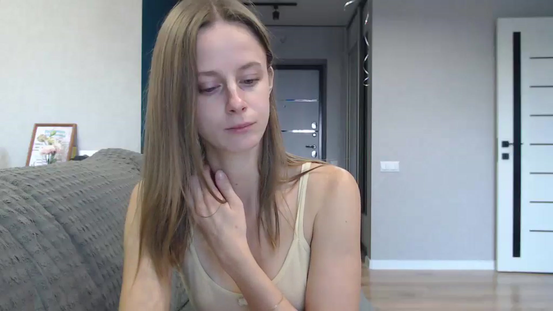 Gallery image thumbnail from mimiMILFal's myfreecams stream on, 10/16/2025, 12:23 image 4 of 20