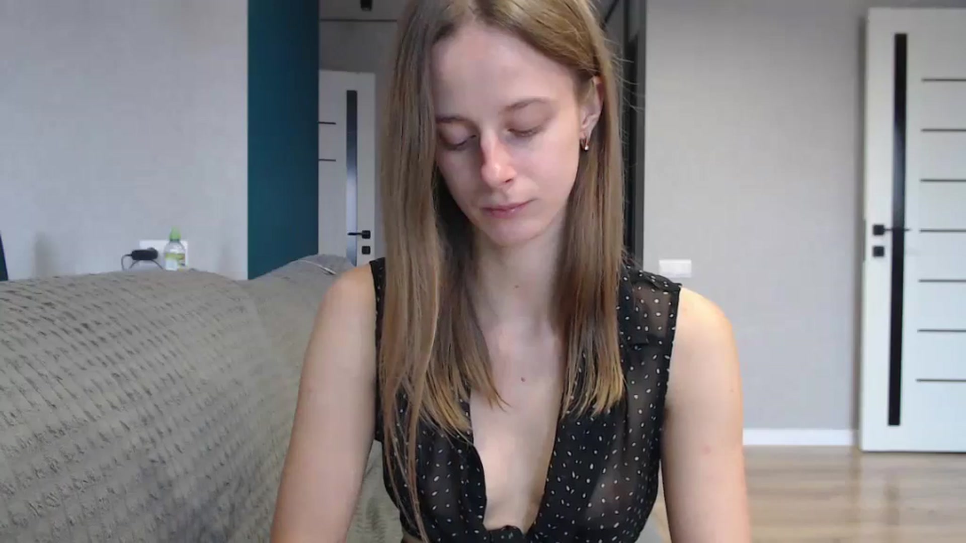 Gallery image thumbnail from mimiMILFal's myfreecams stream on, 11/18/2025, 10:55 image 3 of 20