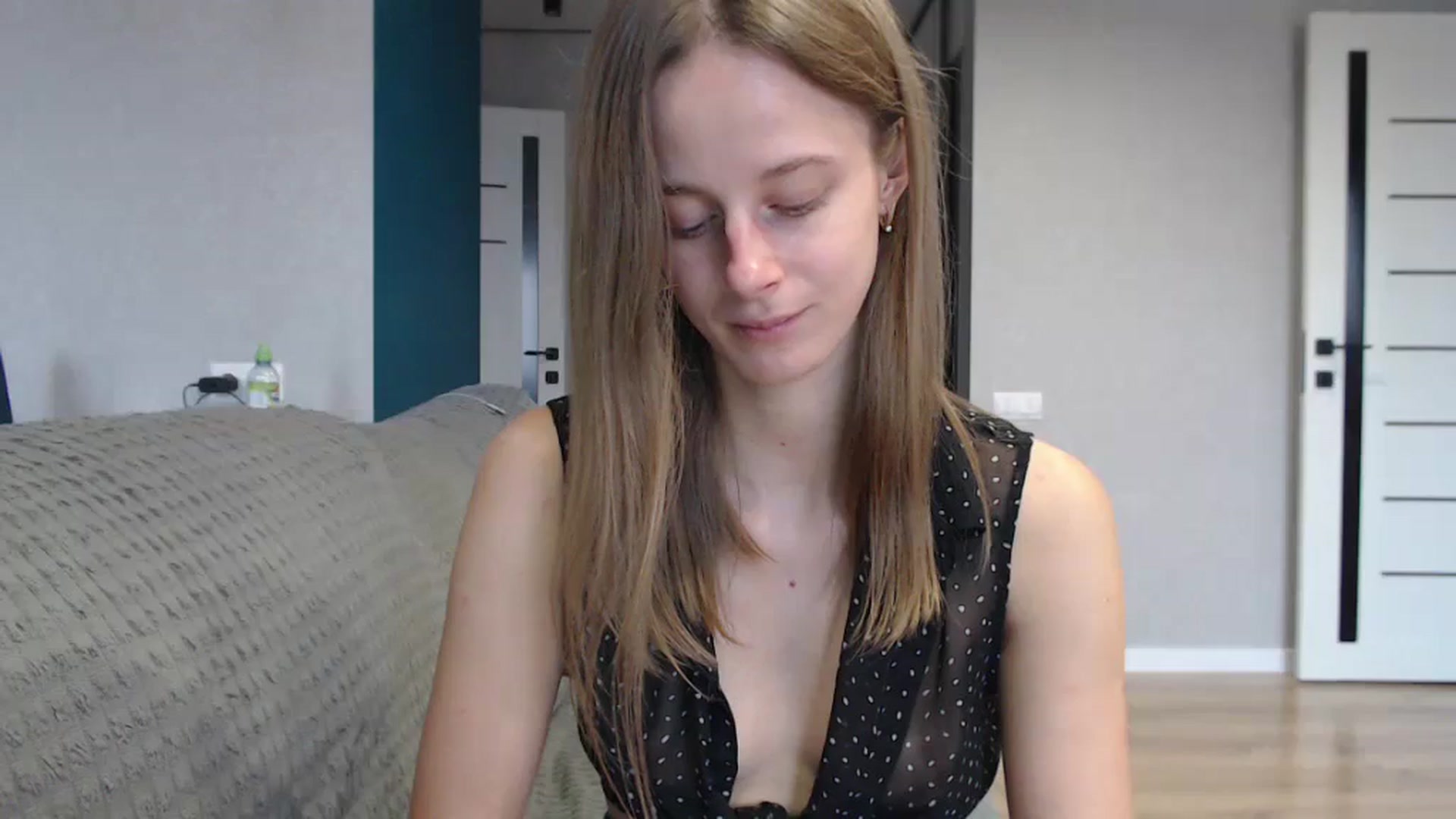 Gallery image thumbnail from mimiMILFal's myfreecams stream on, 11/18/2025, 10:55 image 6 of 20