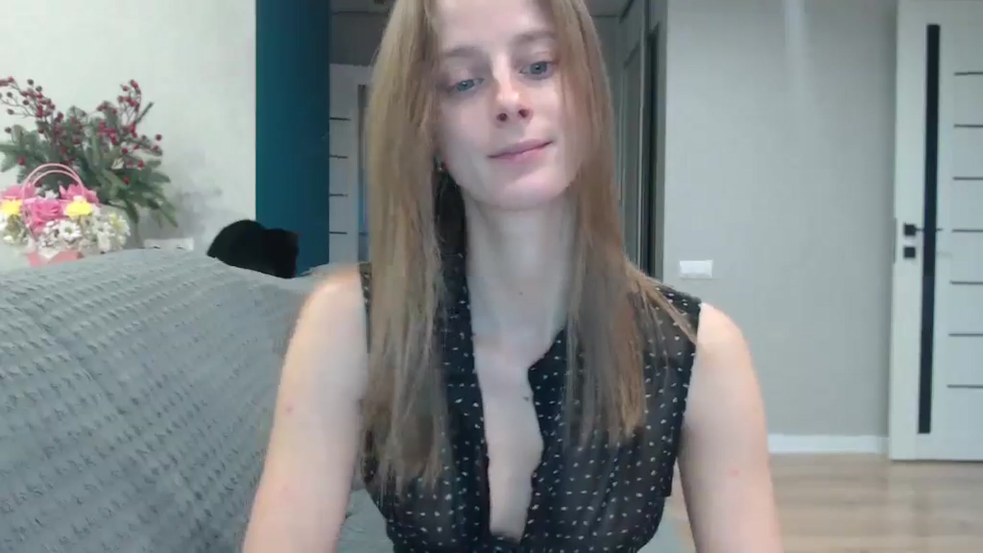 Gallery image thumbnail from mimiMILFal's myfreecams stream on, 12/02/2025, 12:27 image 11 of 20