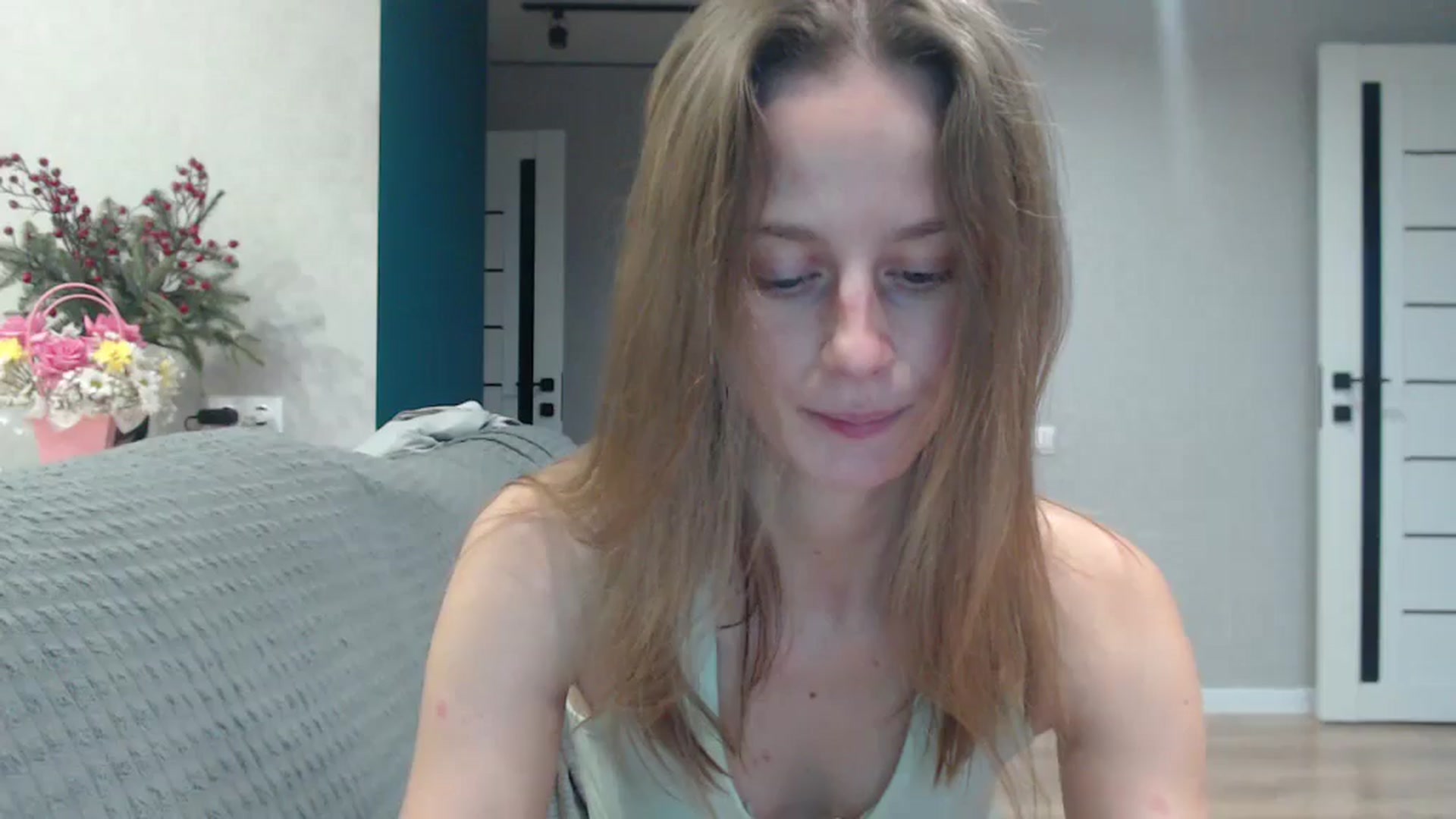 Gallery image thumbnail from mimiMILFal's myfreecams stream on, 12/04/2025, 12:42 image 1 of 20