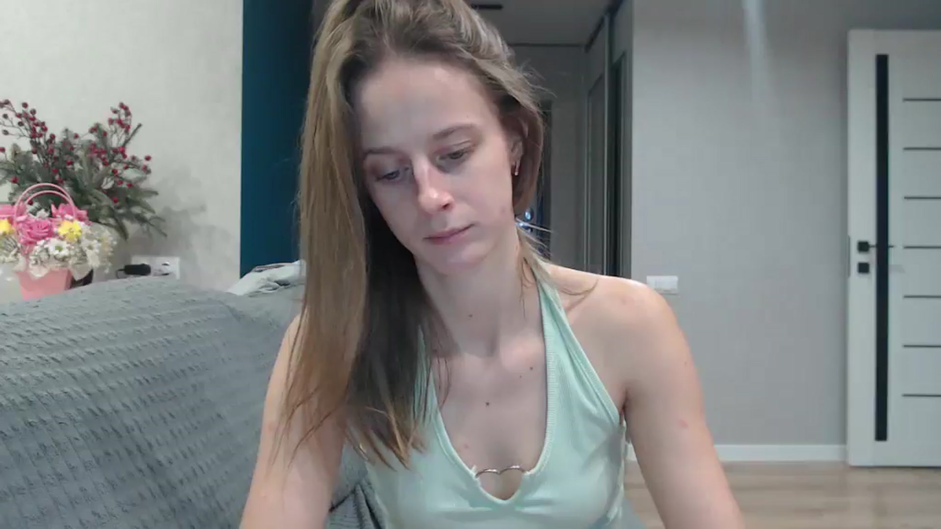 Gallery image thumbnail from mimiMILFal's myfreecams stream on, 12/04/2025, 12:42 image 12 of 20