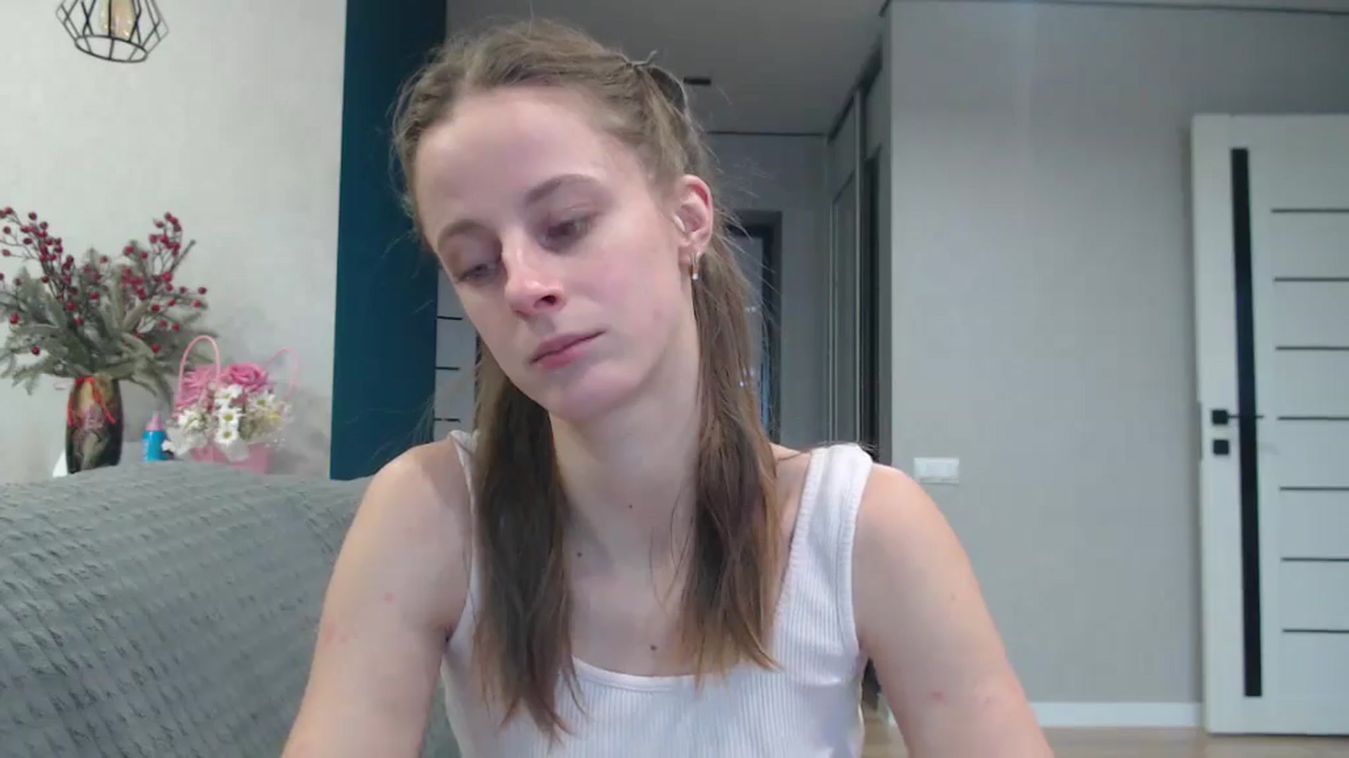 Gallery image thumbnail from mimiMILFal's myfreecams stream on, 12/09/2025, 11:47 image 6 of 20
