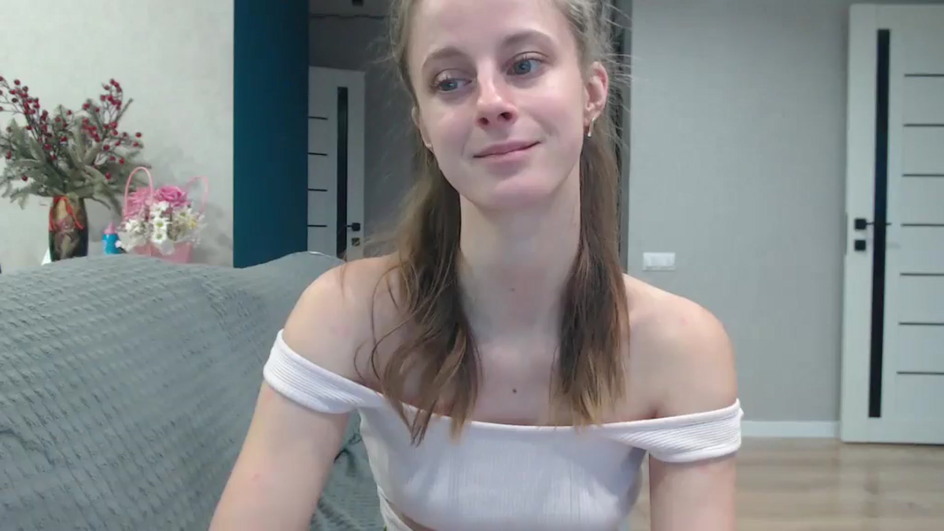 Gallery image thumbnail from mimiMILFal's myfreecams stream on, 12/09/2025, 12:33 image 6 of 20