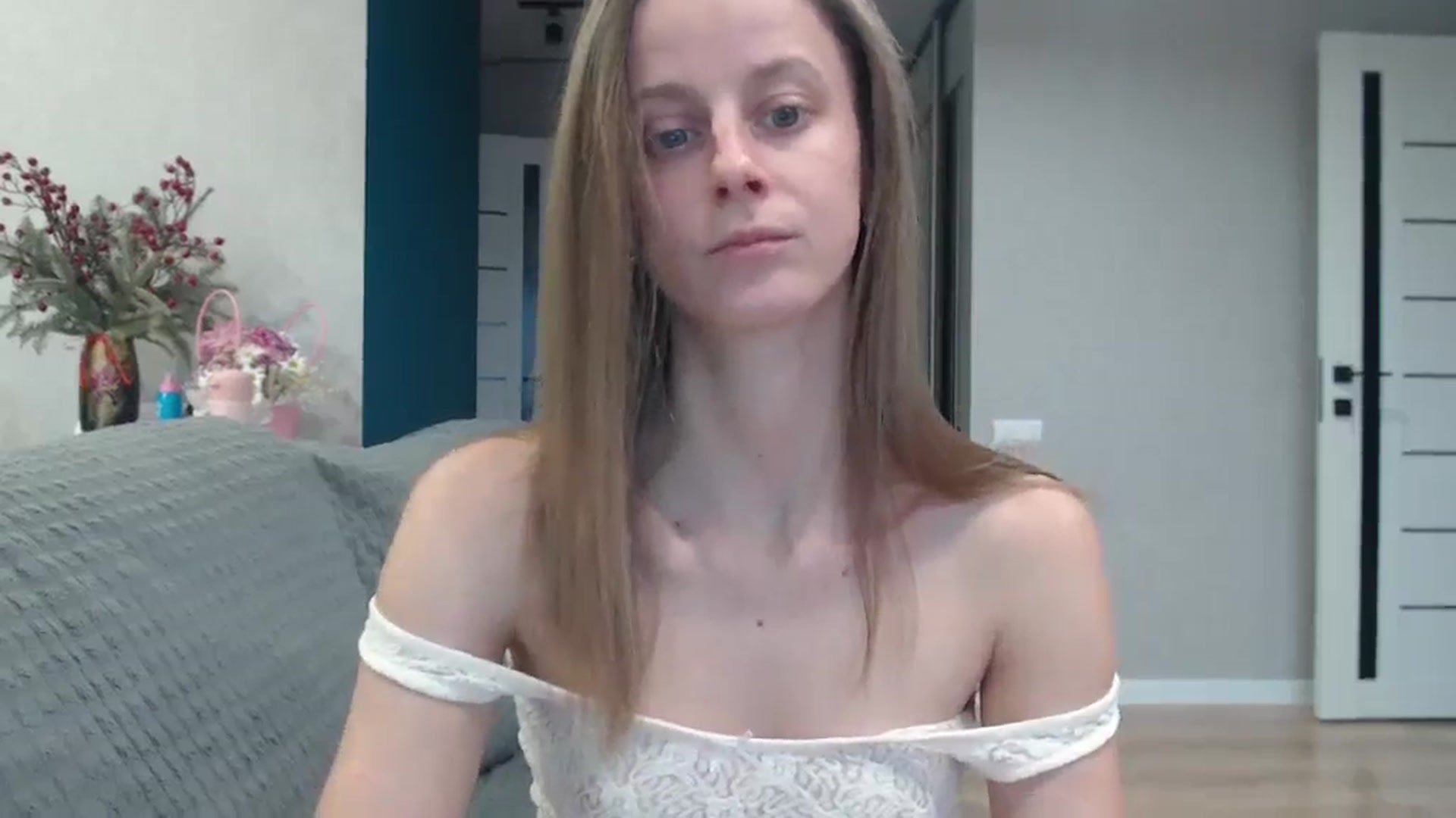 Gallery image thumbnail from mimiMILFal's myfreecams stream on, 12/12/2025, 11:06 image 17 of 20