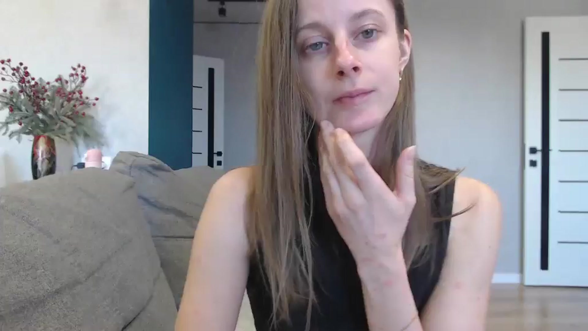Gallery image thumbnail from mimiMILFal's myfreecams stream on, 12/15/2025, 09:53 image 4 of 20