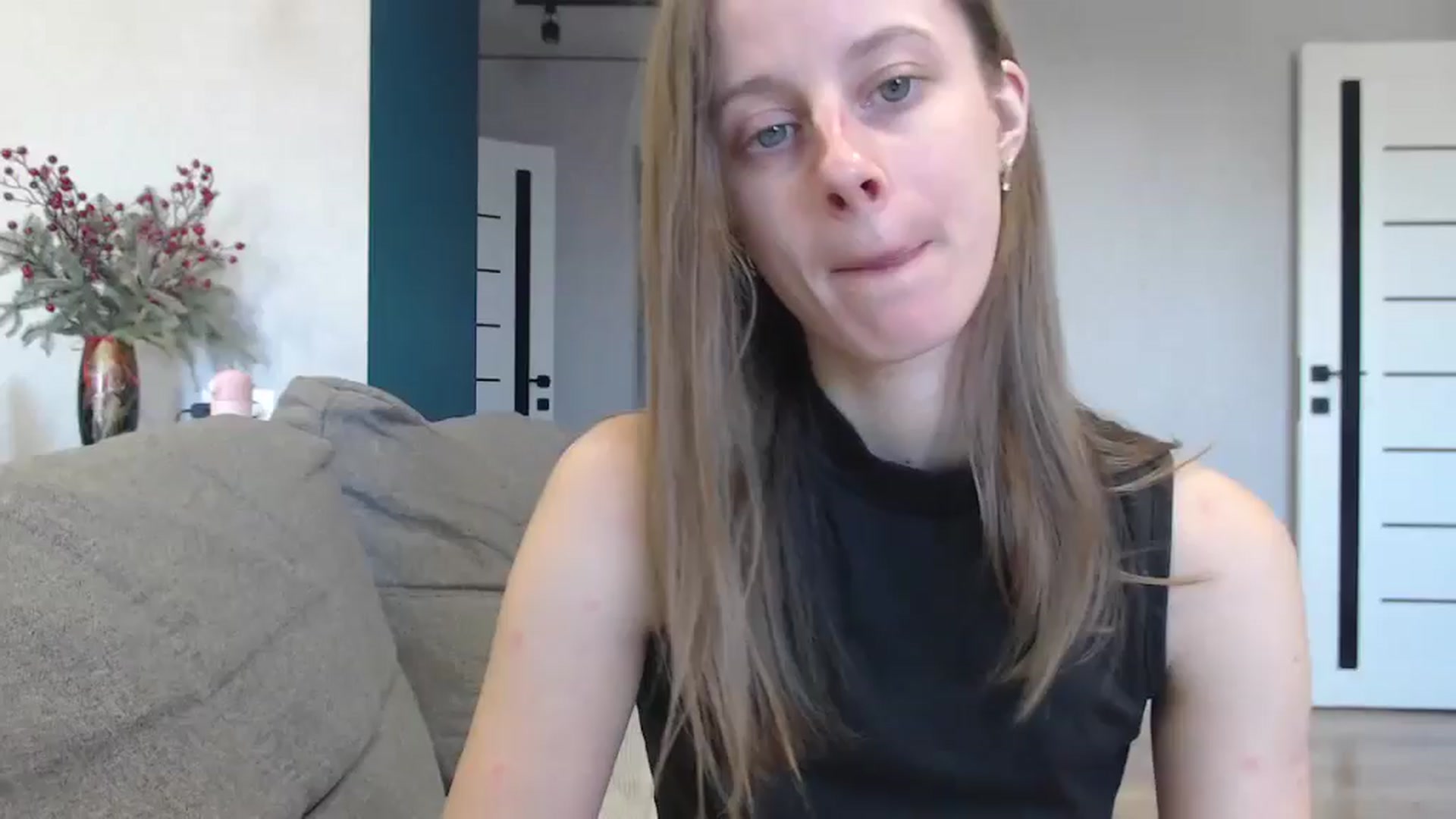 Gallery image thumbnail from mimiMILFal's myfreecams stream on, 12/15/2025, 09:53 image 5 of 20