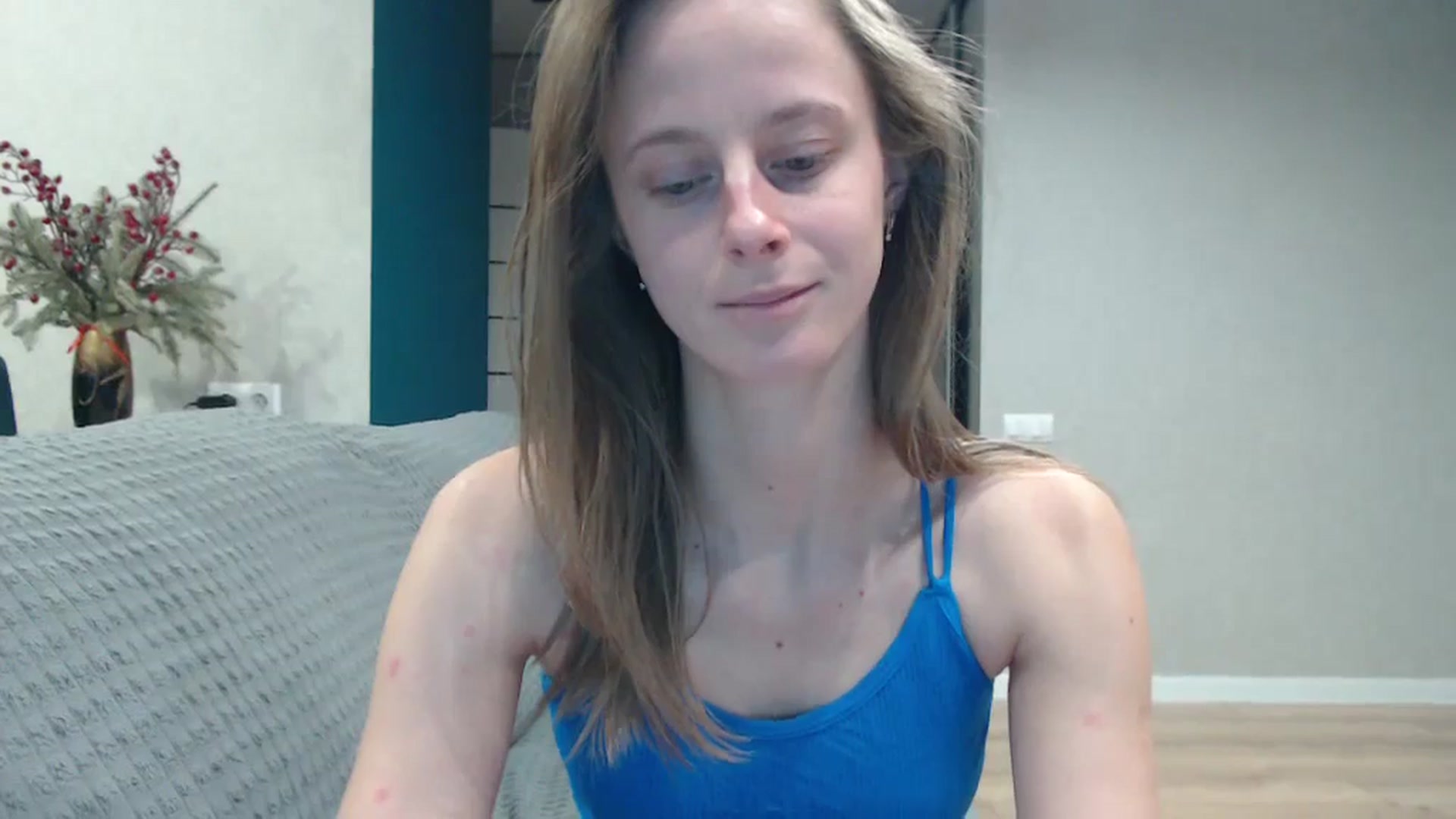 Gallery image thumbnail from mimiMILFal's myfreecams stream on, 12/22/2025, 13:37 image 11 of 20