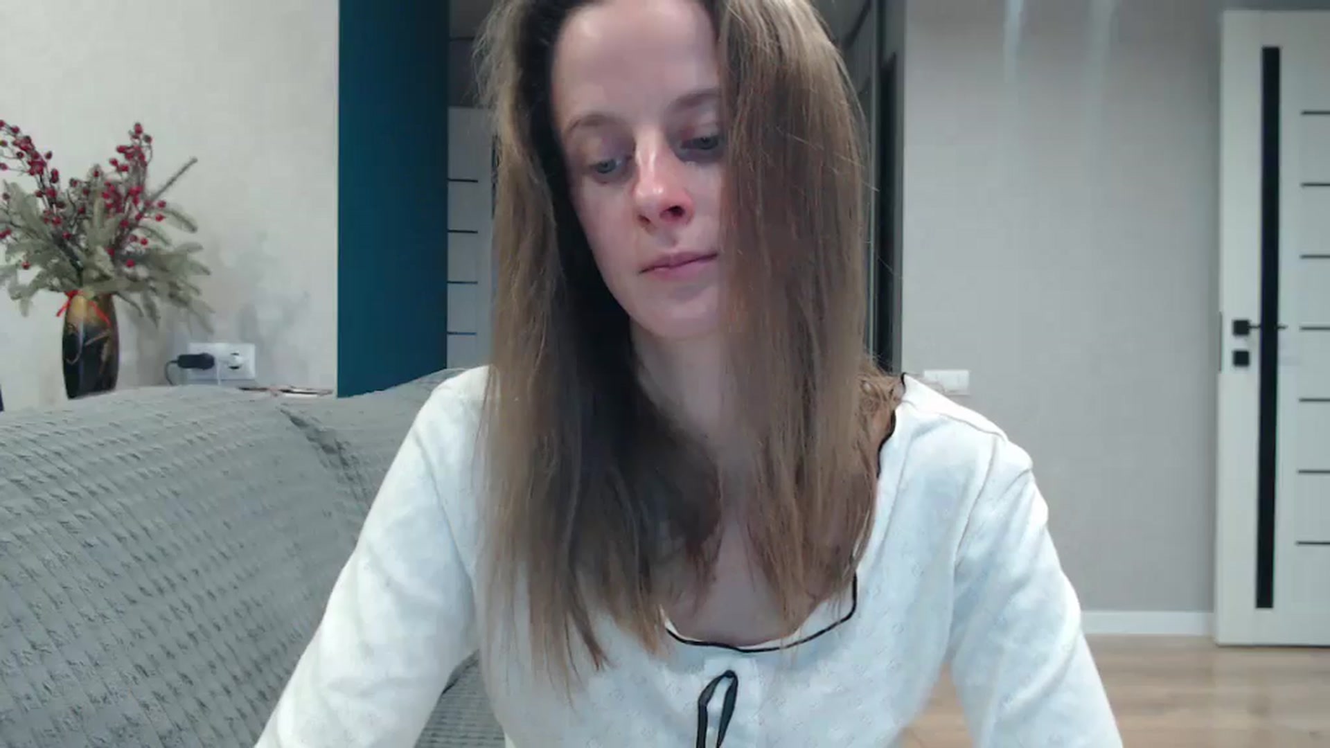 Gallery image thumbnail from mimiMILFal's myfreecams stream on, 12/25/2025, 12:07 image 13 of 20