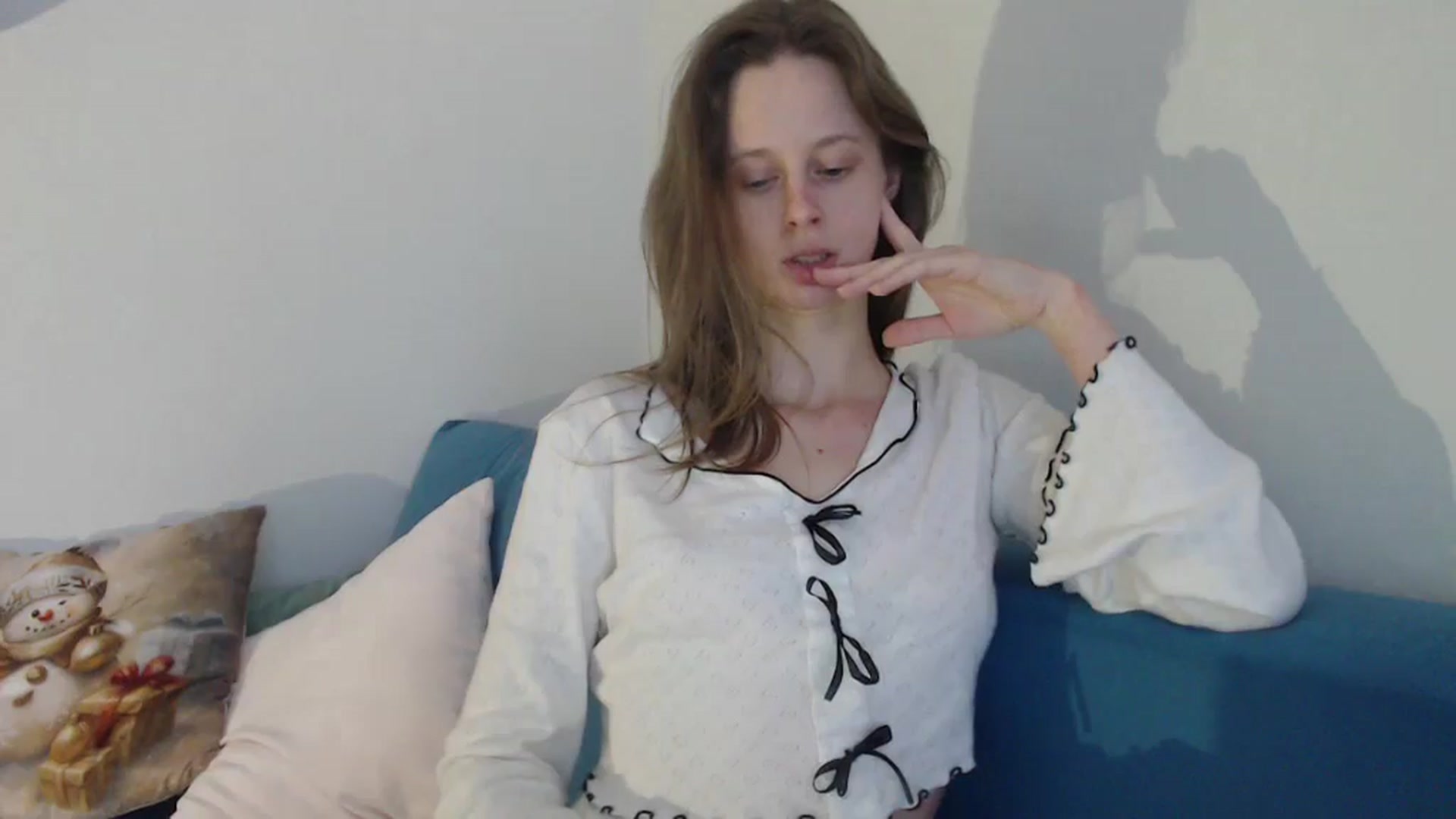 Gallery image thumbnail from mimiMILFal's myfreecams stream on, 01/18/2026, 12:59 image 4 of 20
