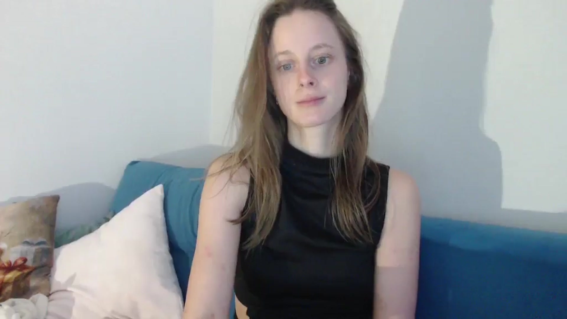 Gallery image thumbnail from mimiMILFal's myfreecams stream on, 01/18/2026, 12:59 image 13 of 20