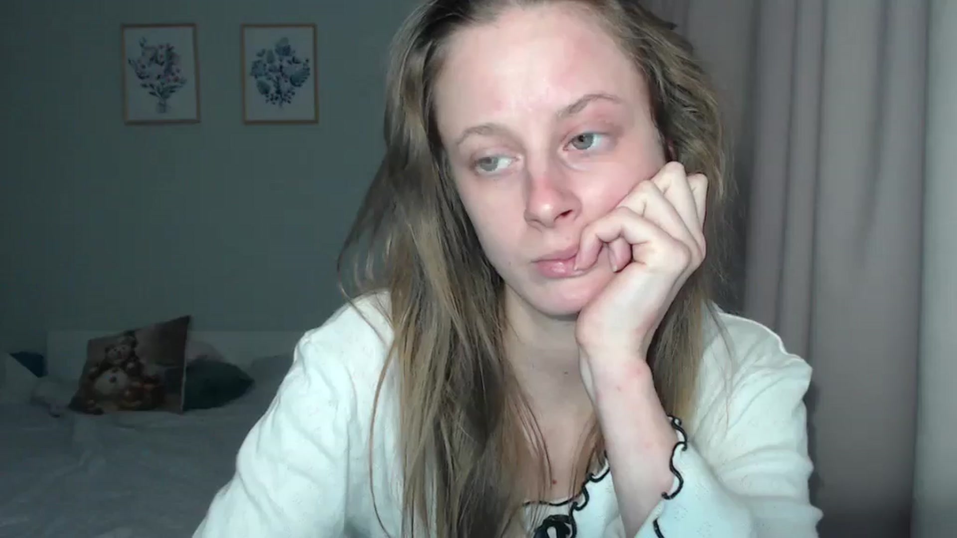 Gallery image thumbnail from mimiMILFal's myfreecams stream on, 01/21/2026, 13:39 image 3 of 20