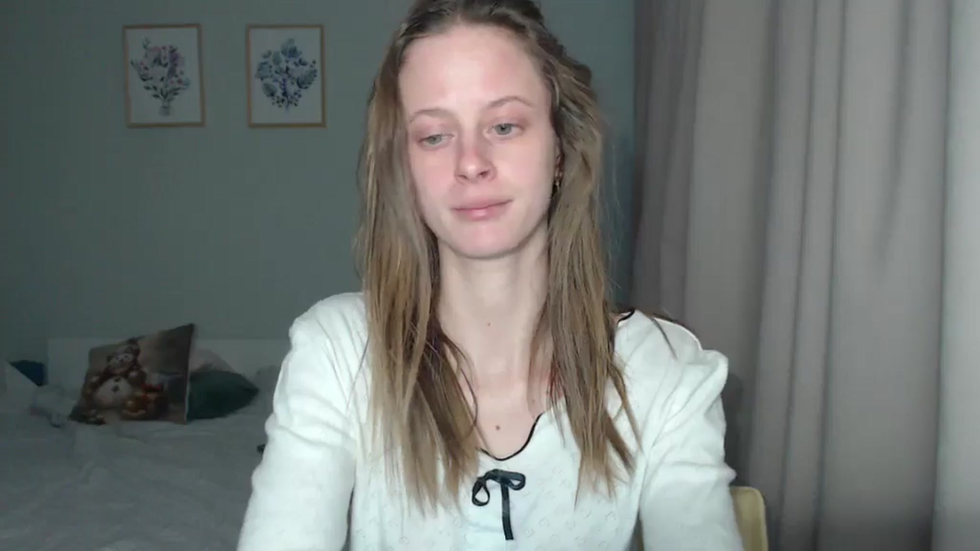 Gallery image thumbnail from mimiMILFal's myfreecams stream on, 01/21/2026, 13:39 image 12 of 20