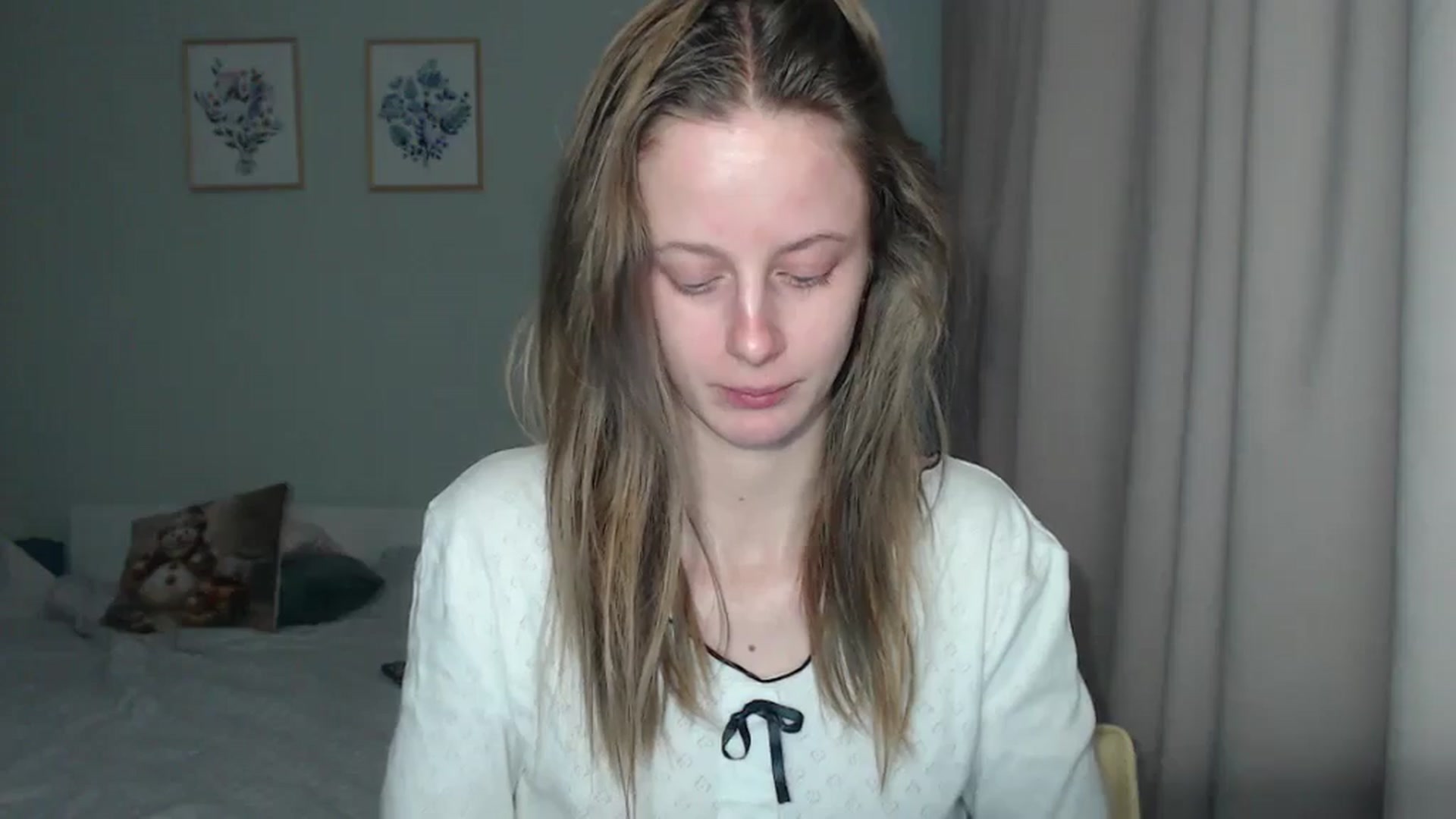 Gallery image thumbnail from mimiMILFal's myfreecams stream on, 01/21/2026, 13:39 image 11 of 20