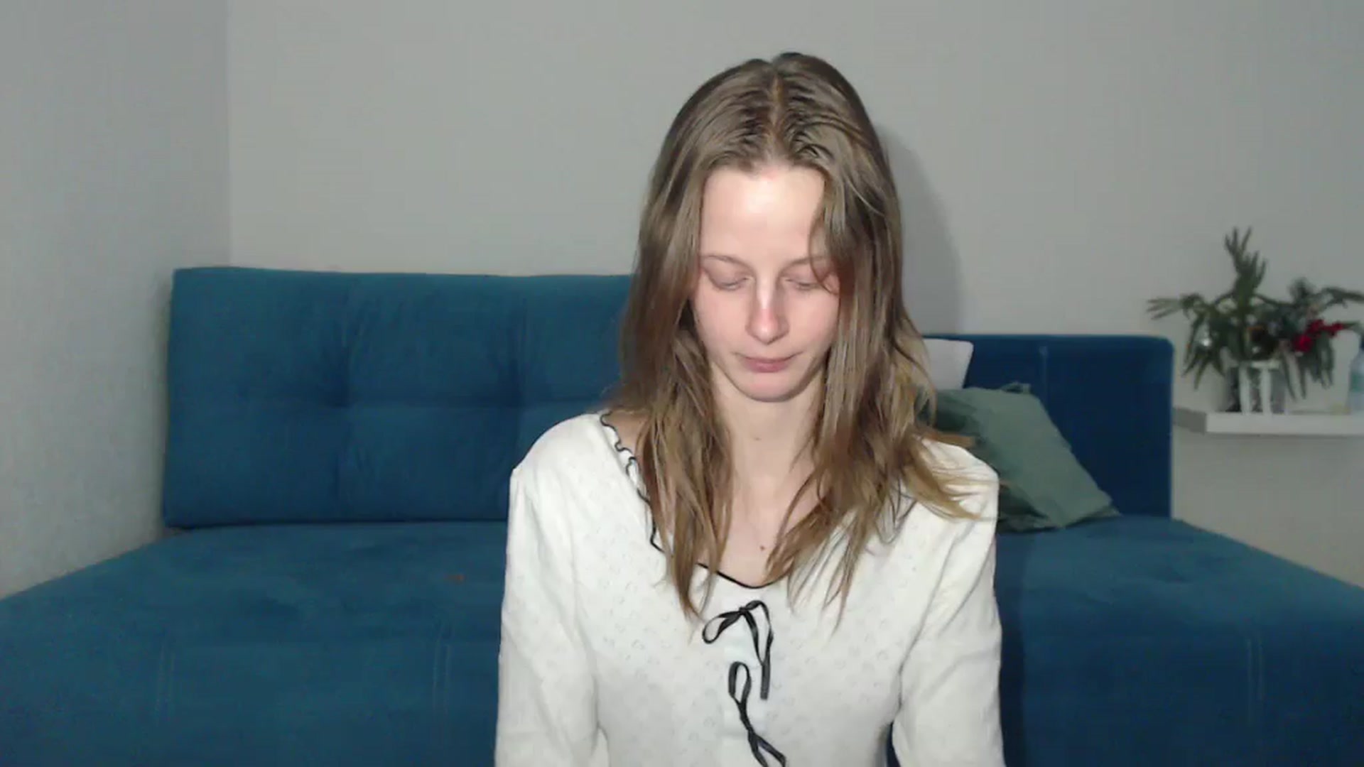 Gallery image thumbnail from mimiMILFal's myfreecams stream on, 01/25/2026, 12:25 image 14 of 20
