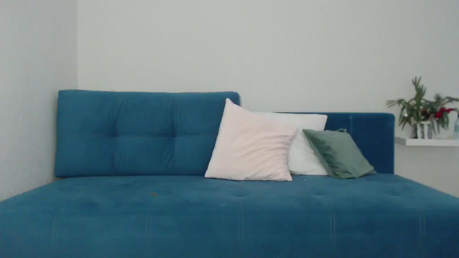 Gallery image thumbnail from mimiMILFal's myfreecams stream on, 01/25/2026, 12:25 image 17 of 20