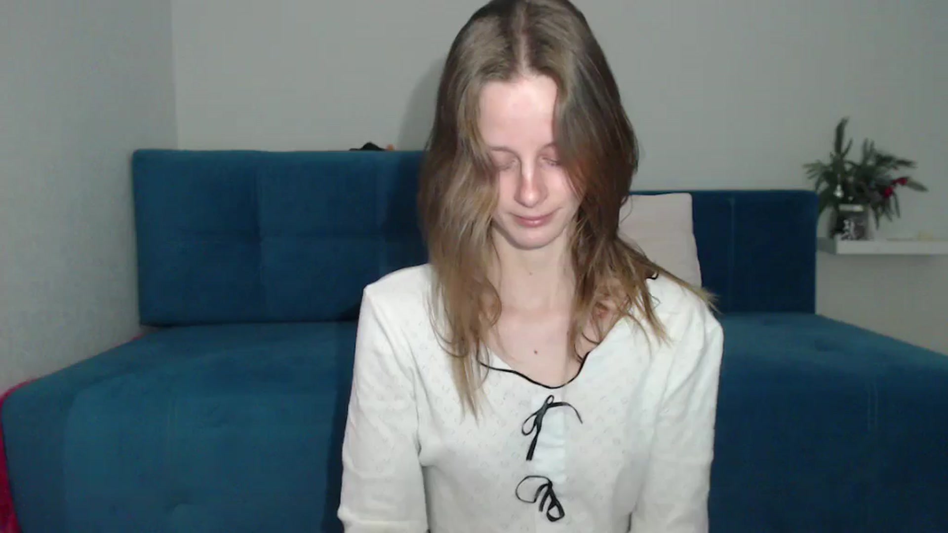 Gallery image thumbnail from mimiMILFal's myfreecams stream on, 01/26/2026, 13:24 image 11 of 20