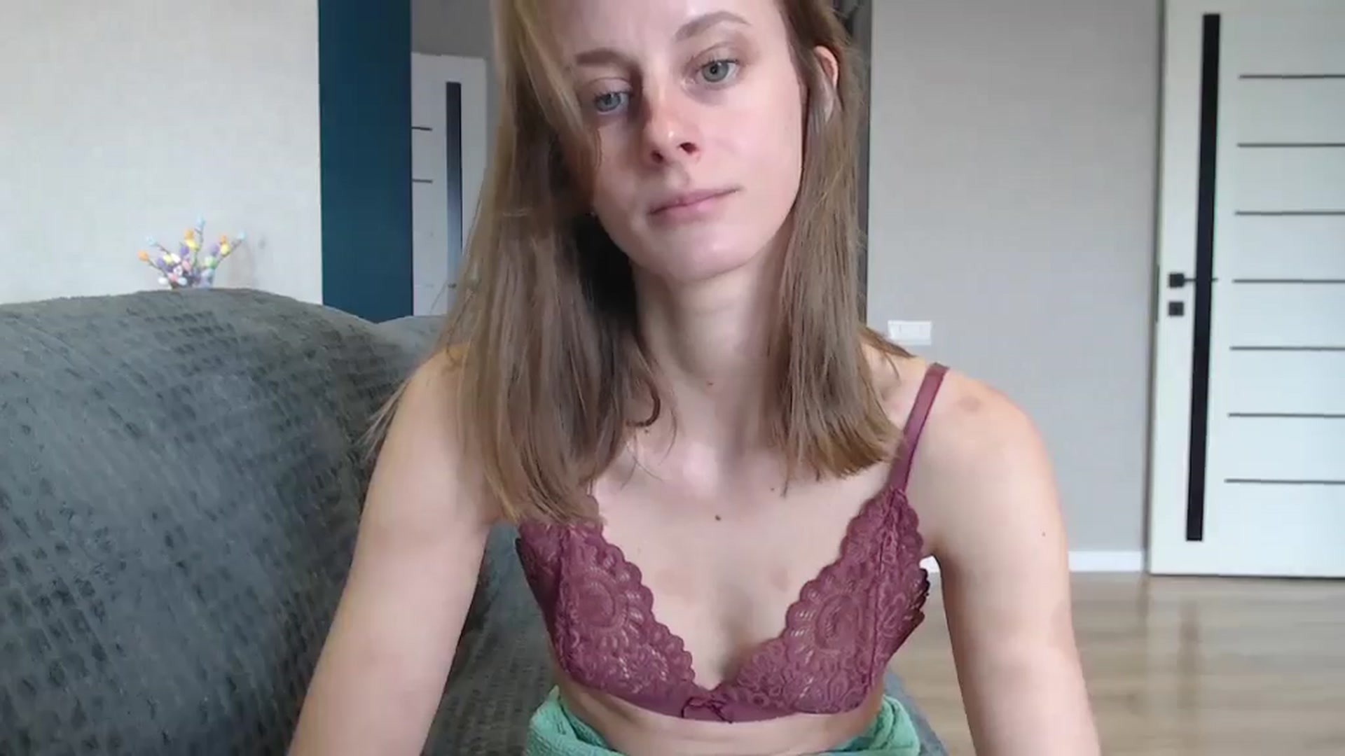 Gallery image thumbnail from mimiMILFal's myfreecams stream on, 04/13/2026, 08:53 image 14 of 20