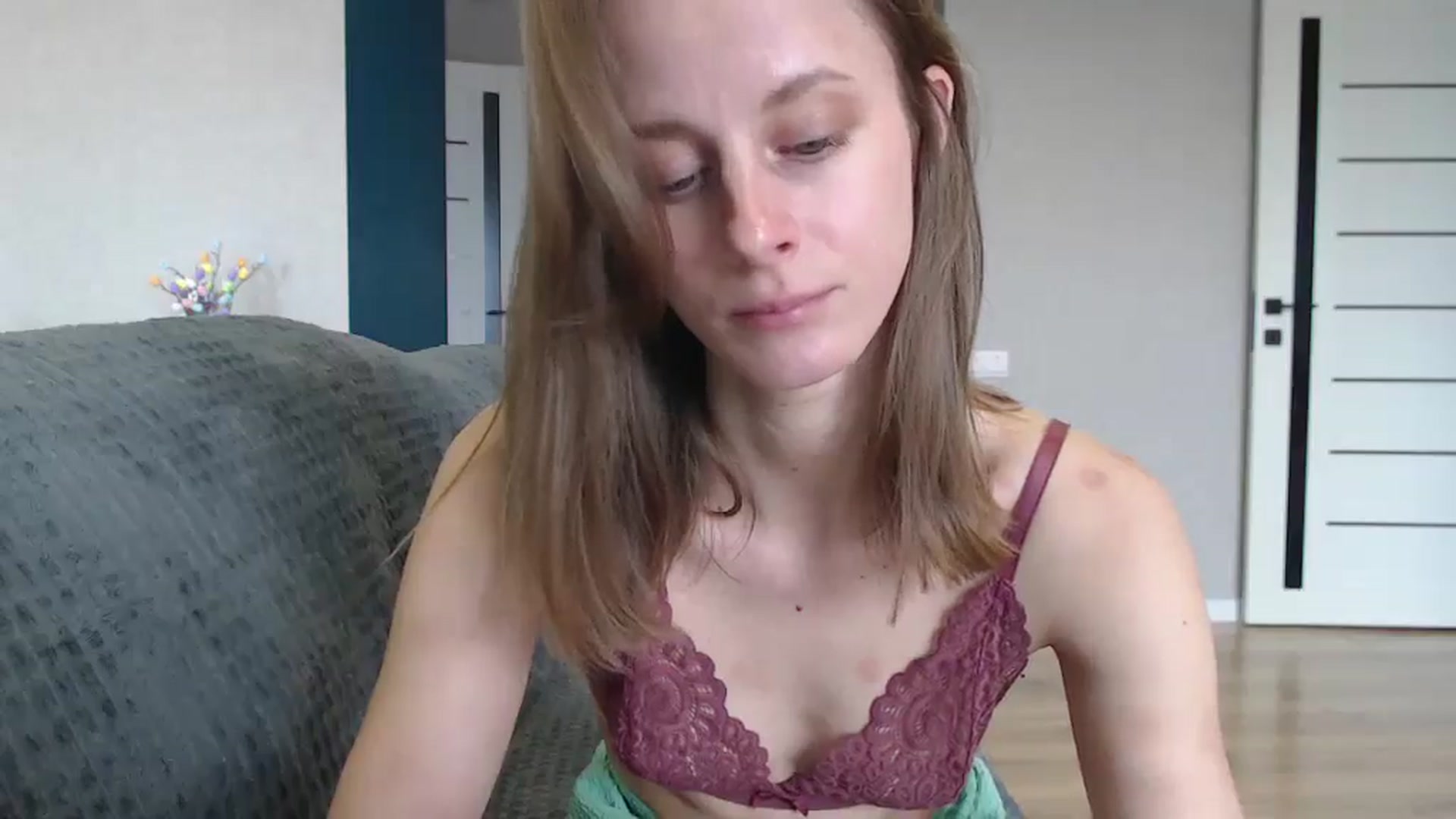 Gallery image thumbnail from mimiMILFal's myfreecams stream on, 04/13/2026, 08:53 image 17 of 20