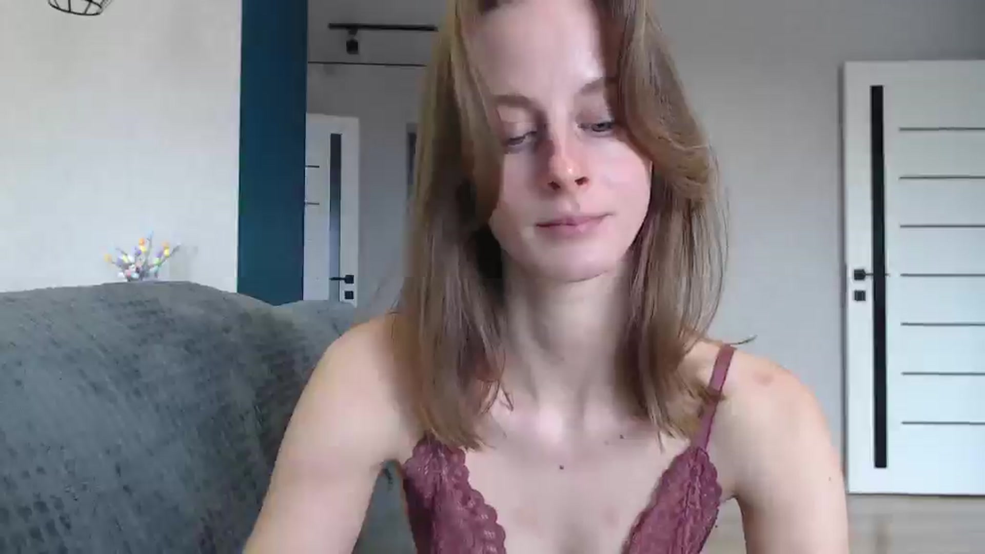 Gallery image thumbnail from mimiMILFal's myfreecams stream on, 04/13/2026, 08:53 image 4 of 20