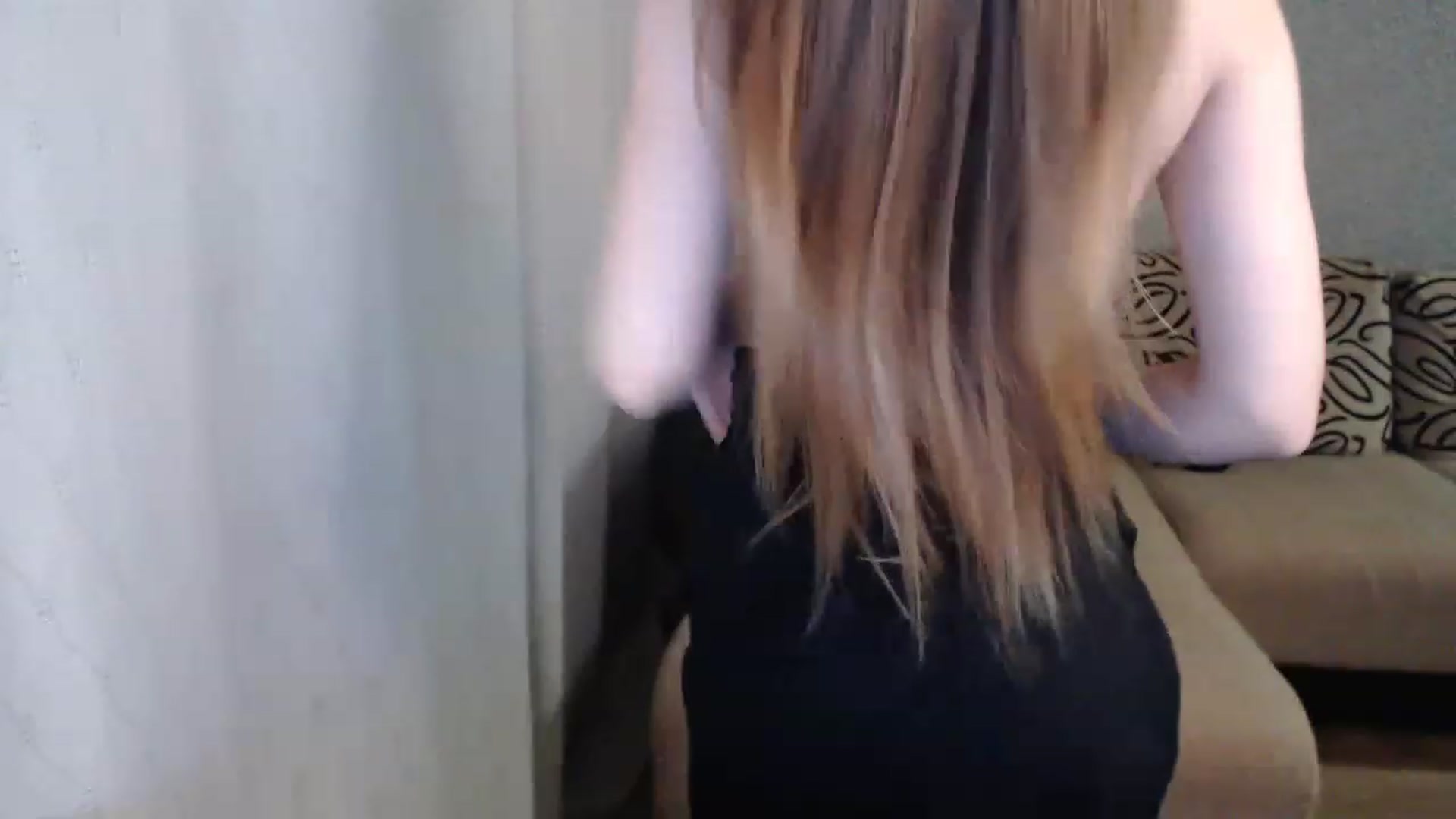 Gallery image thumbnail from minishy's myfreecams stream on, 11/14/2022, 17:16 image 12 of 20