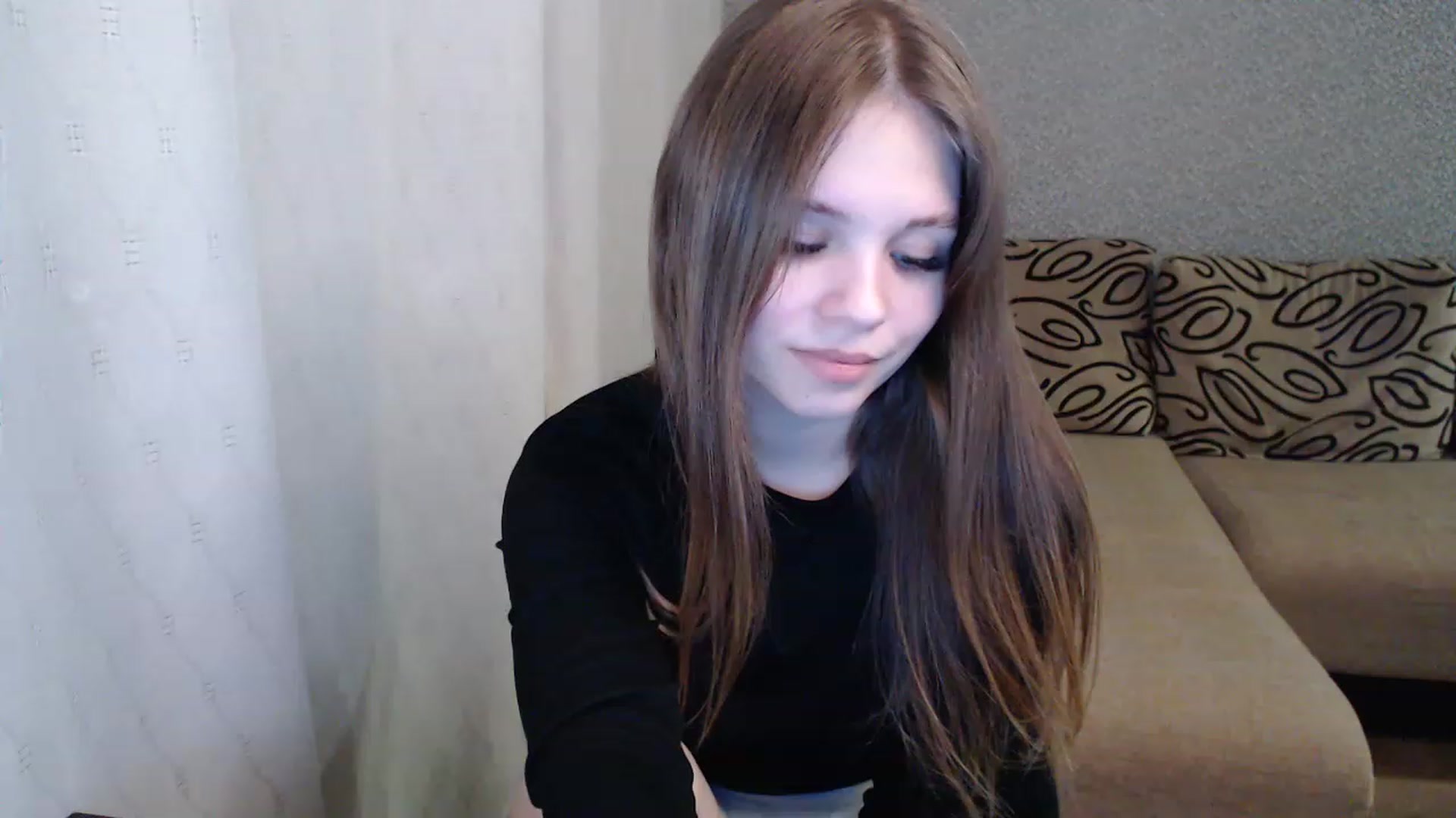 Gallery image thumbnail from minishy's myfreecams stream on, 11/17/2022, 17:43 image 3 of 20